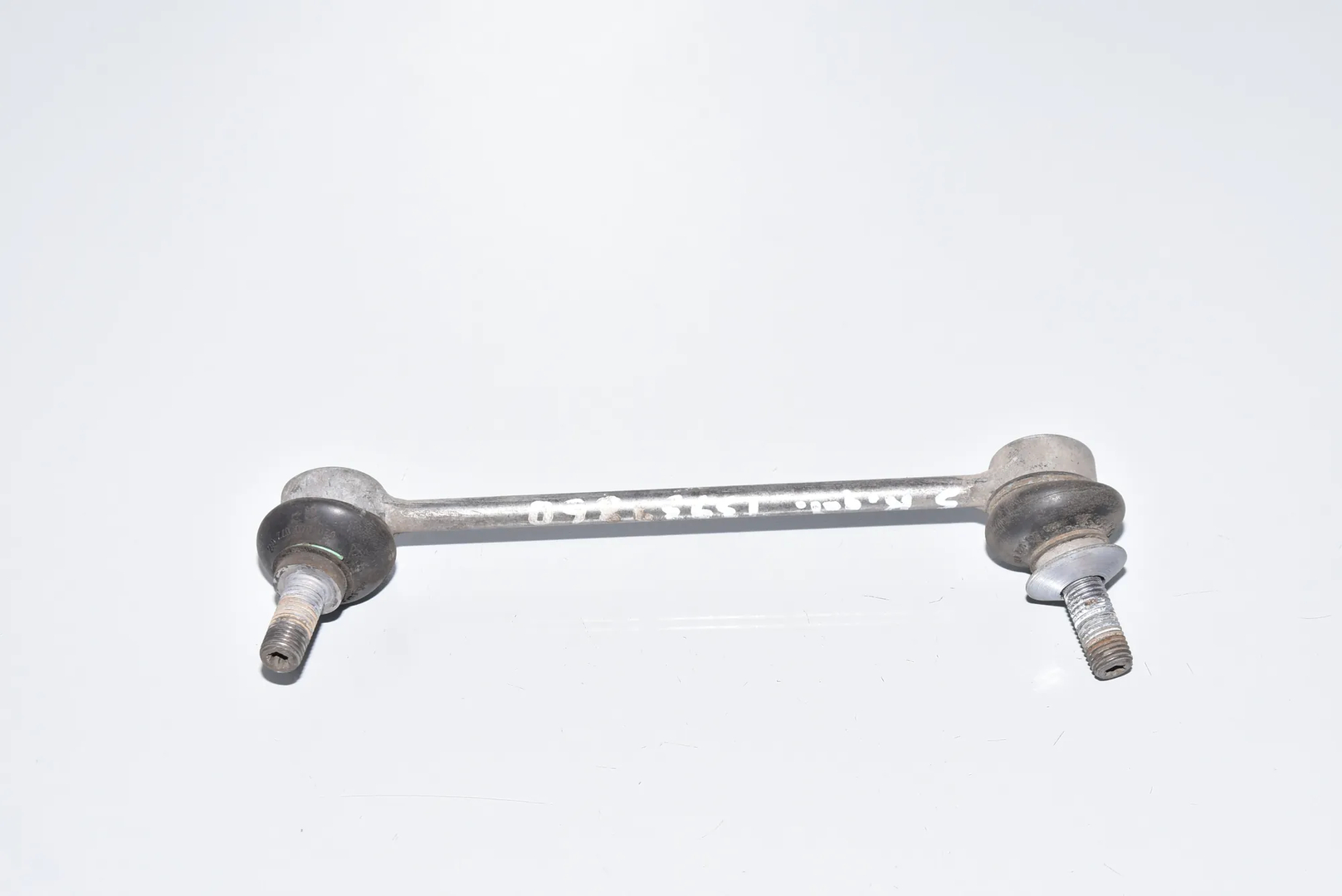Rear Left Stabilizer Link – OEM 33556786429 · BMW 5 Touring (F11) 520 d 2010 – 3