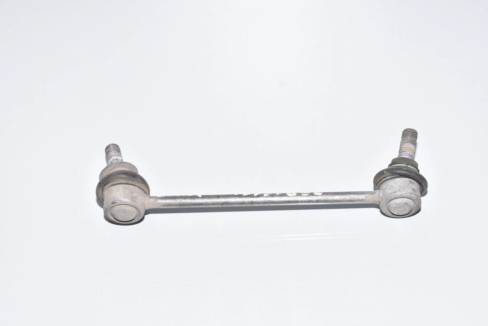 Rear Left Stabilizer Link – OEM 33556786429 · BMW 5 Touring (F11) 520 d 2010