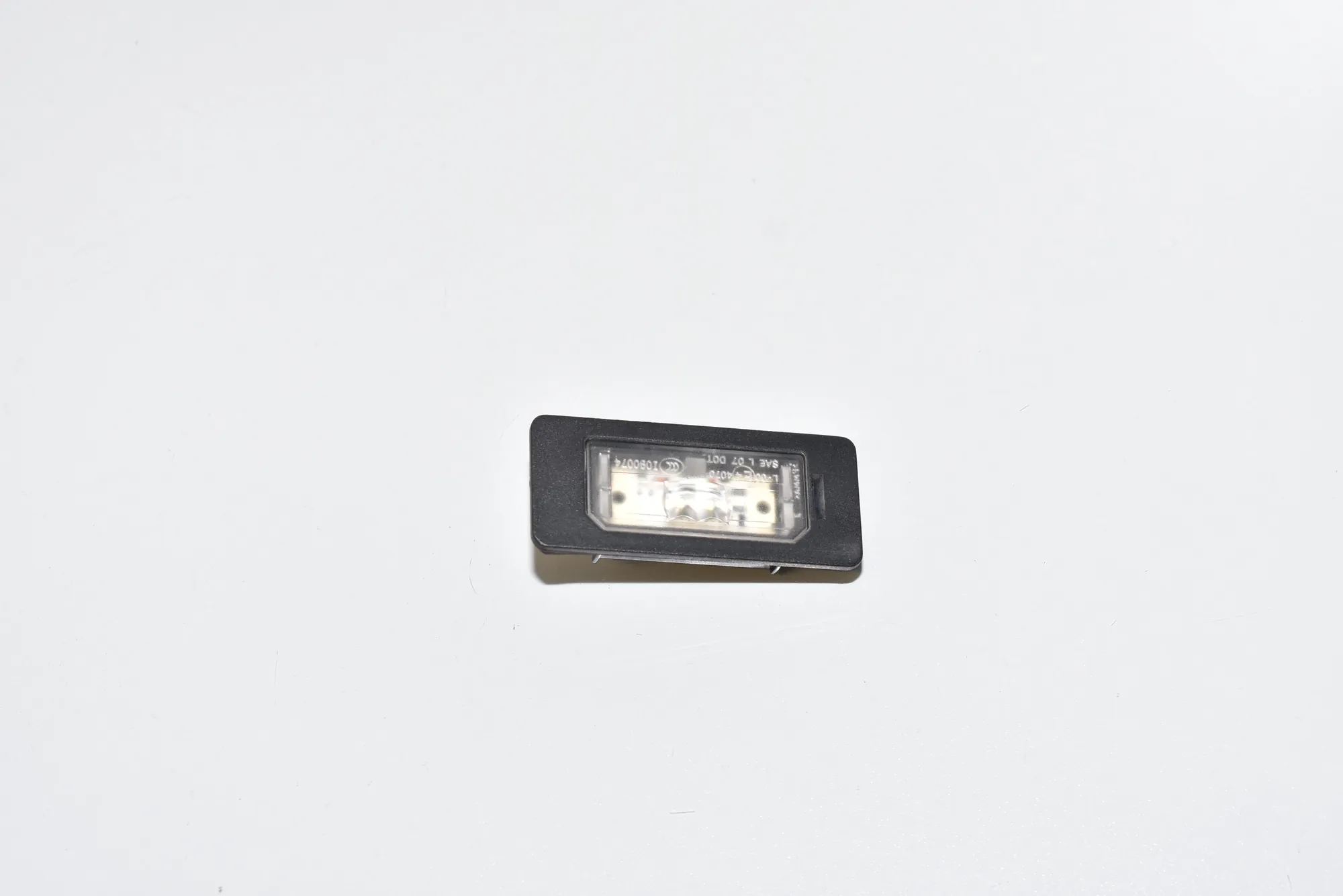 License Plate Lights – OEM 63267193293 · BMW 5 (F10) 525 d 2010