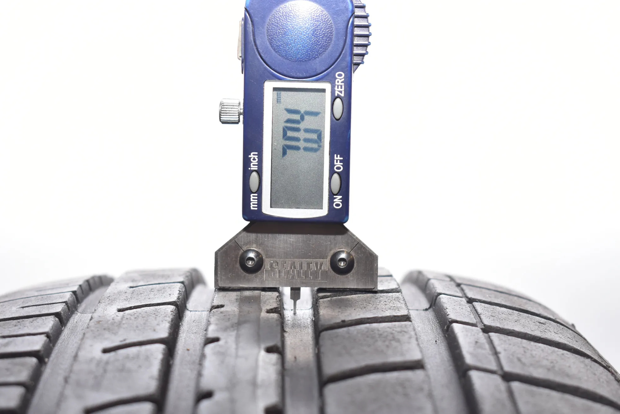 Tyre Kit · BMW 3 (F30, F80) BMW 3 (F30, F80) 320 d 2012 – 5