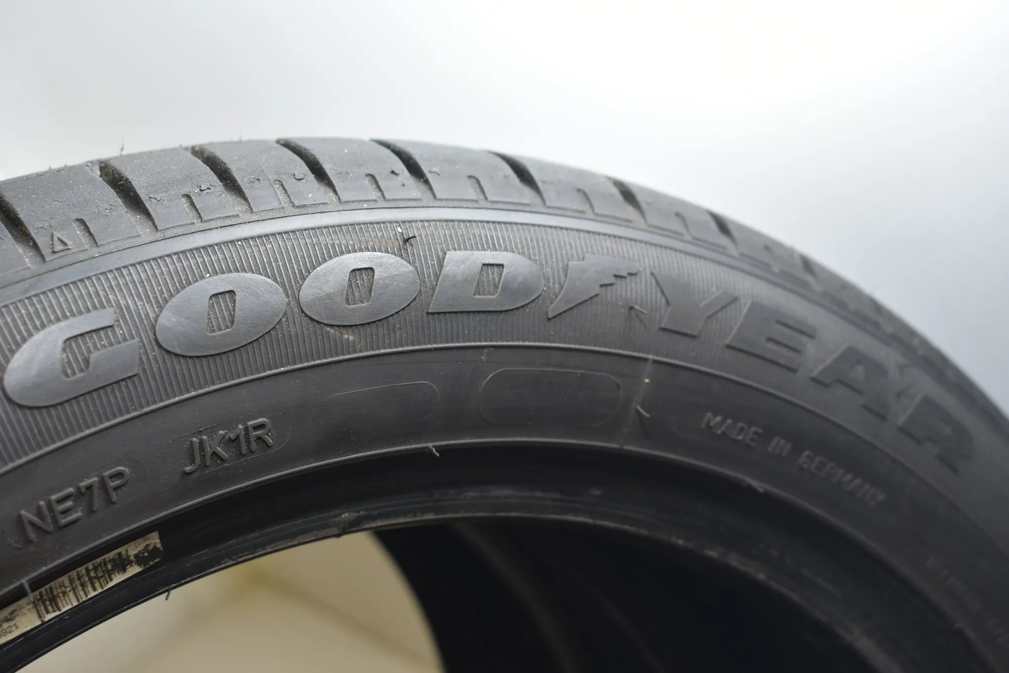 Tyre Kit · BMW 3 (F30, F80) BMW 3 (F30, F80) 320 d 2012 – 2