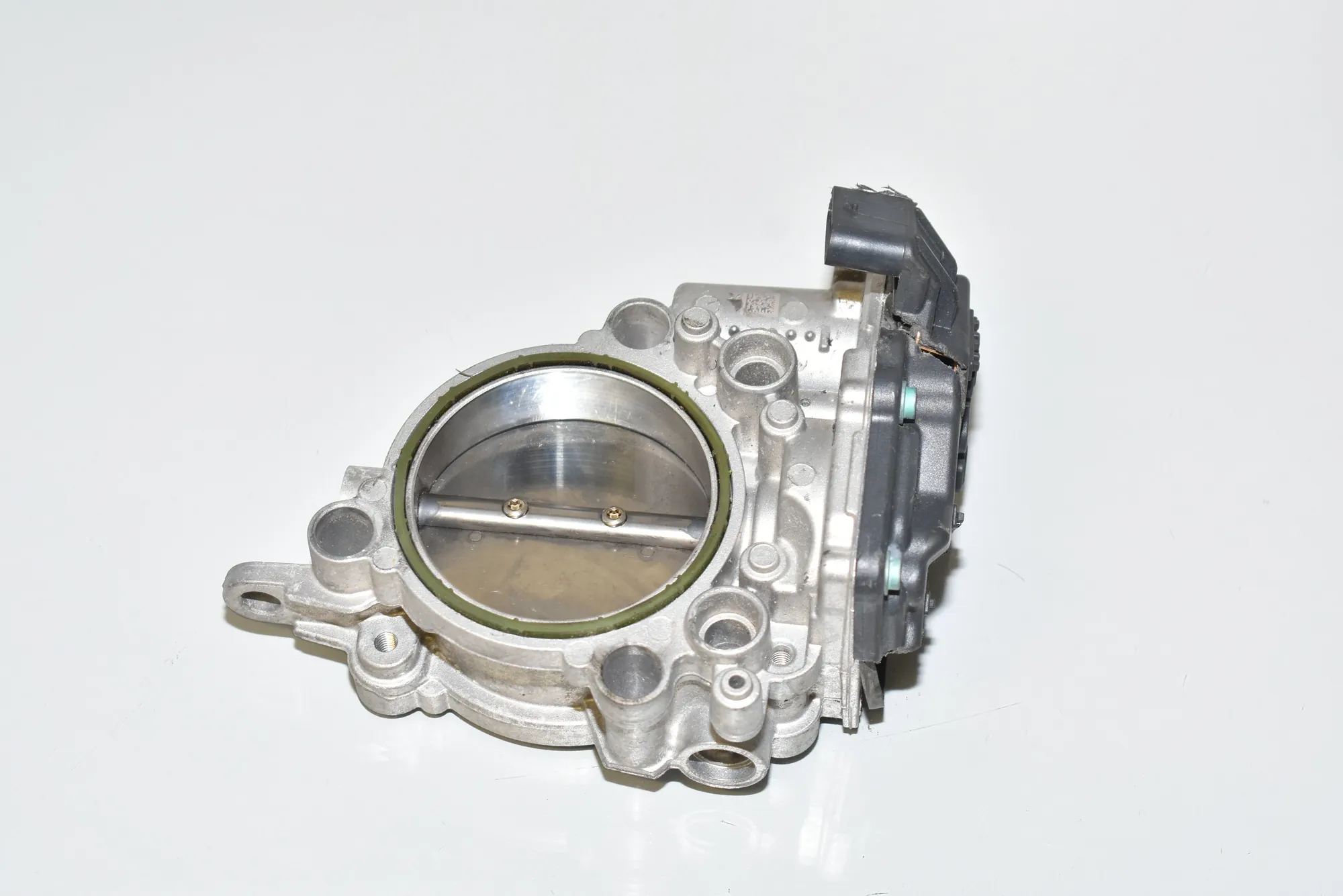 Throttle Body – OEM 8623324 · BMW 6 Gran Turismo (G32) (2017 - -) 640 i 2018