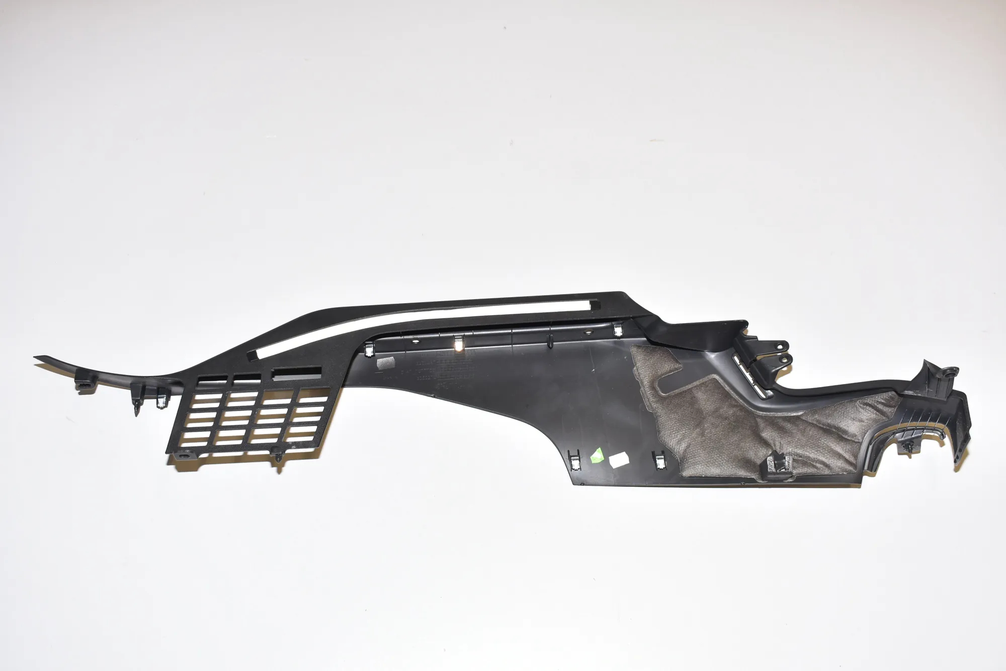 Trunk Boot Trim – OEM 51477377755 · BMW 6 Gran Turismo (G32) (2017 - -) 640 i 2018 – 3