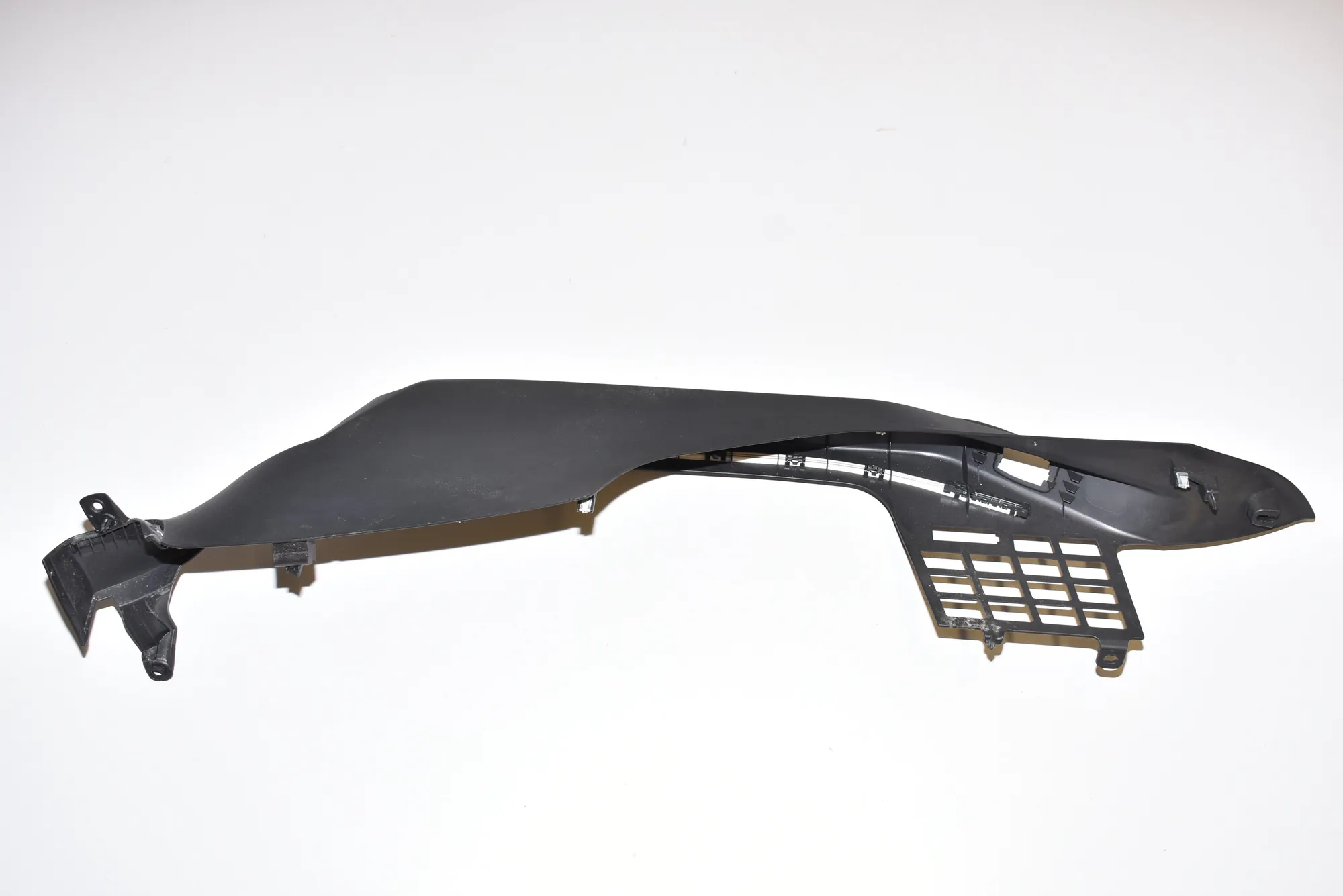 Trunk Boot Trim – OEM 51477377755 · BMW 6 Gran Turismo (G32) (2017 - -) 640 i 2018