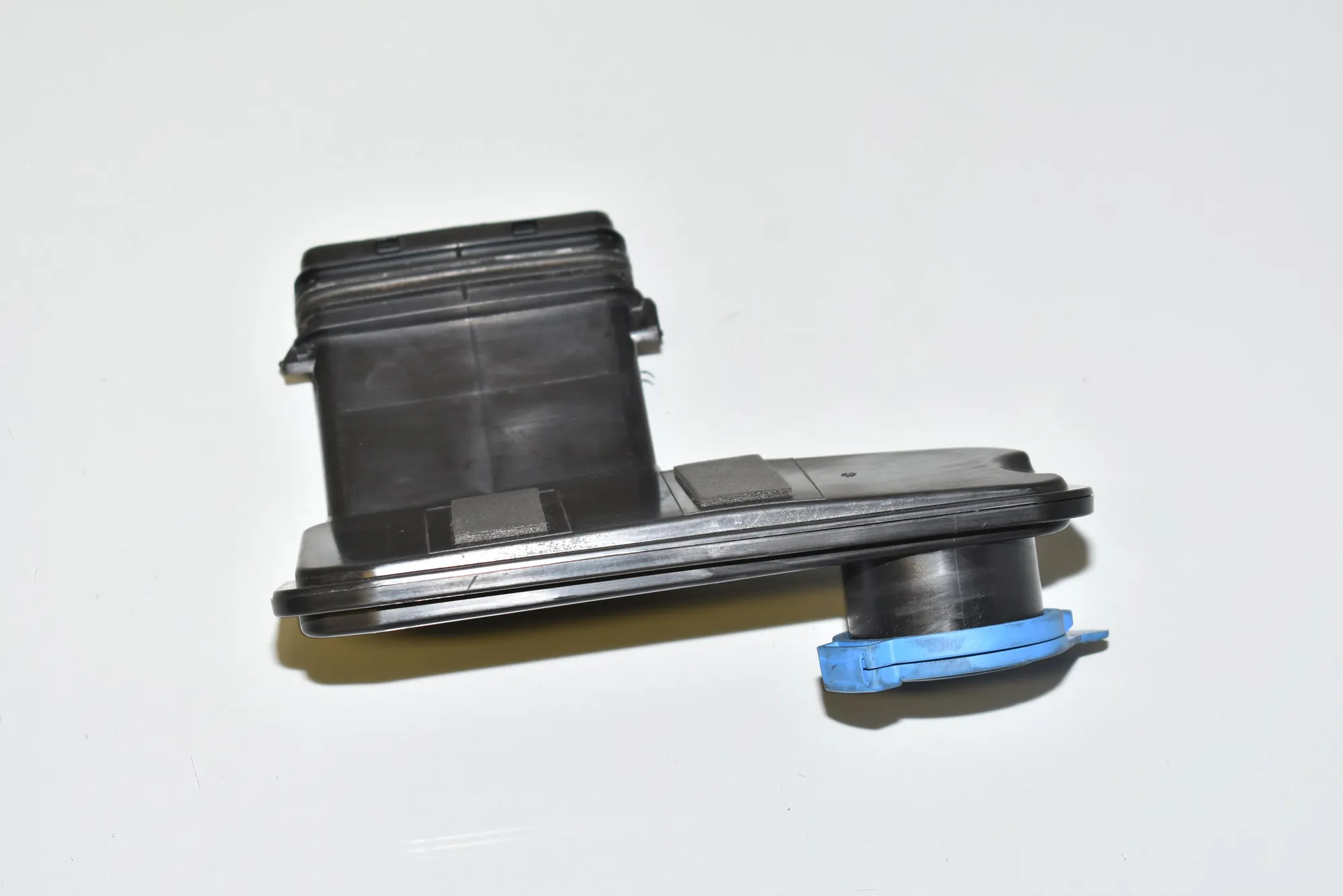 Washer Reservoir Filler Neck – OEM 61667430854 · BMW 6 Gran Turismo (G32) (2017 - -) 640 i 2018 – 3