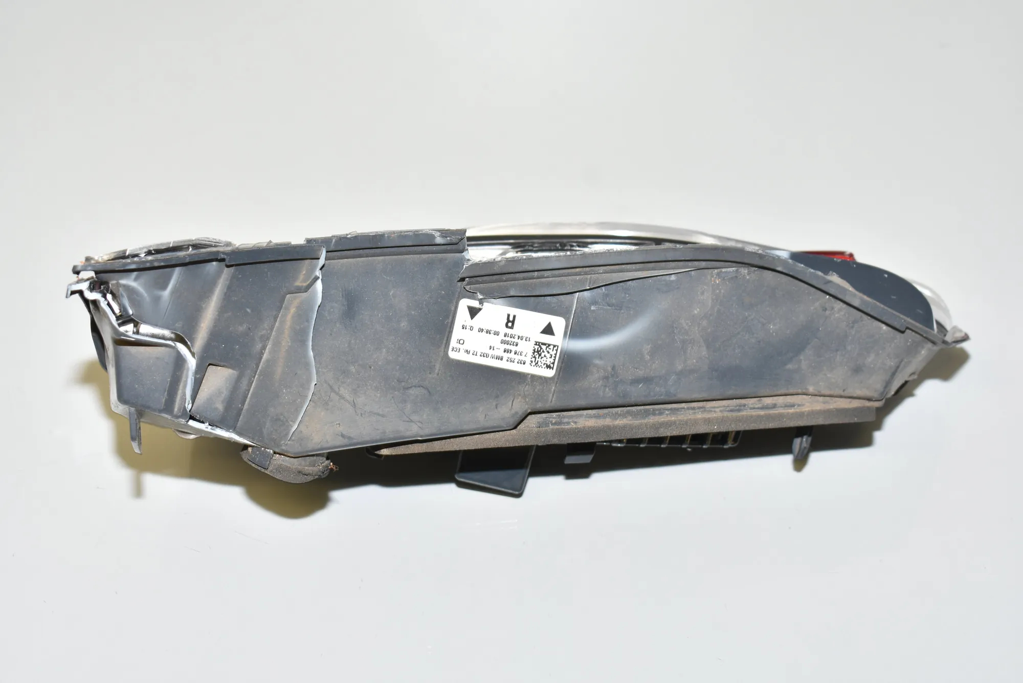 Right Side Tailgate Tail Light – OEM 7376486 · BMW 6 Gran Turismo (G32) (2017 - -) 640 i 2018 – 2