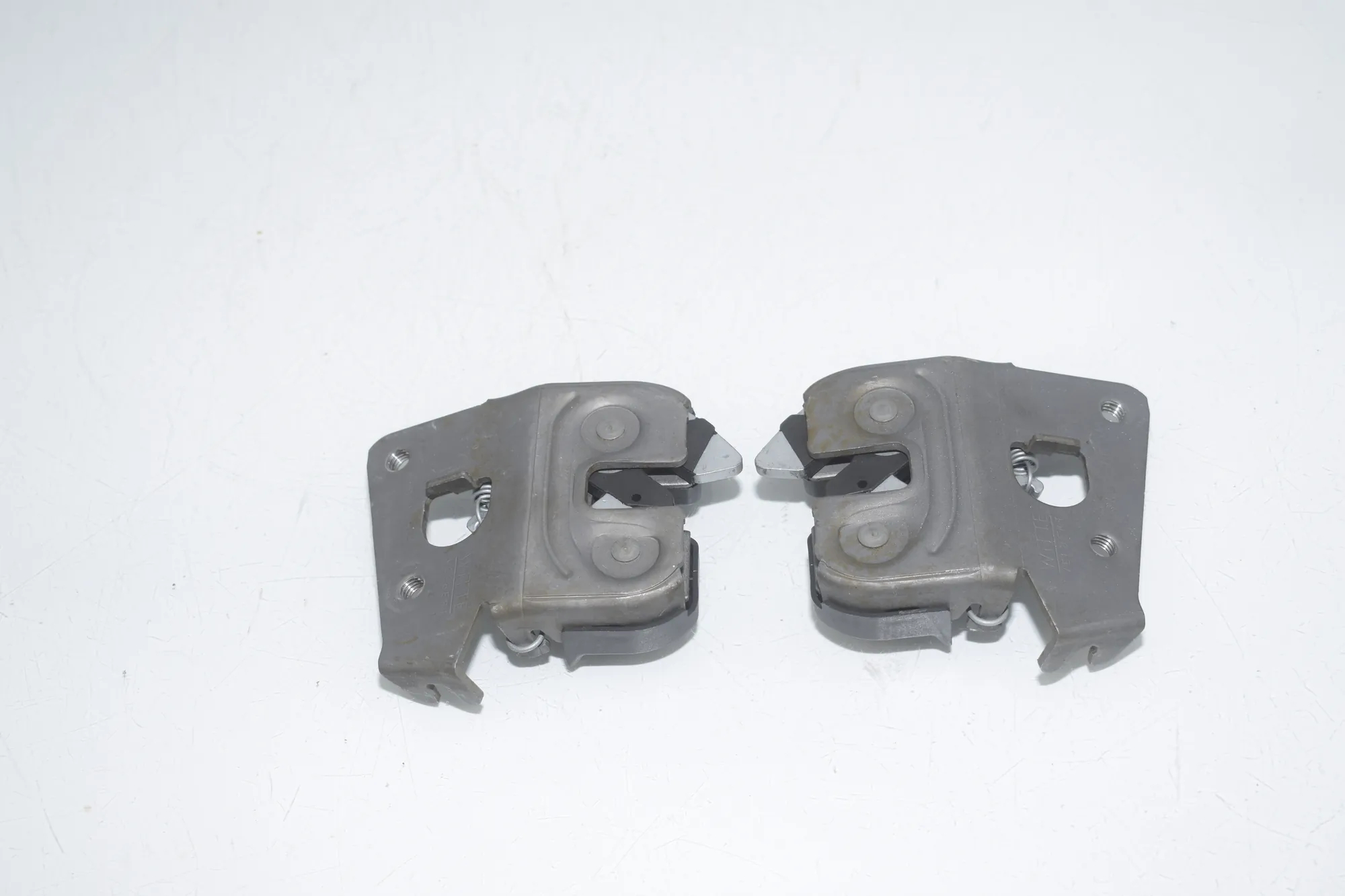 Rear Seat Backrest Lock – OEM 7112863 · BMW 4 Coupe (F32, F82) 430 d xDrive 2014 – 3