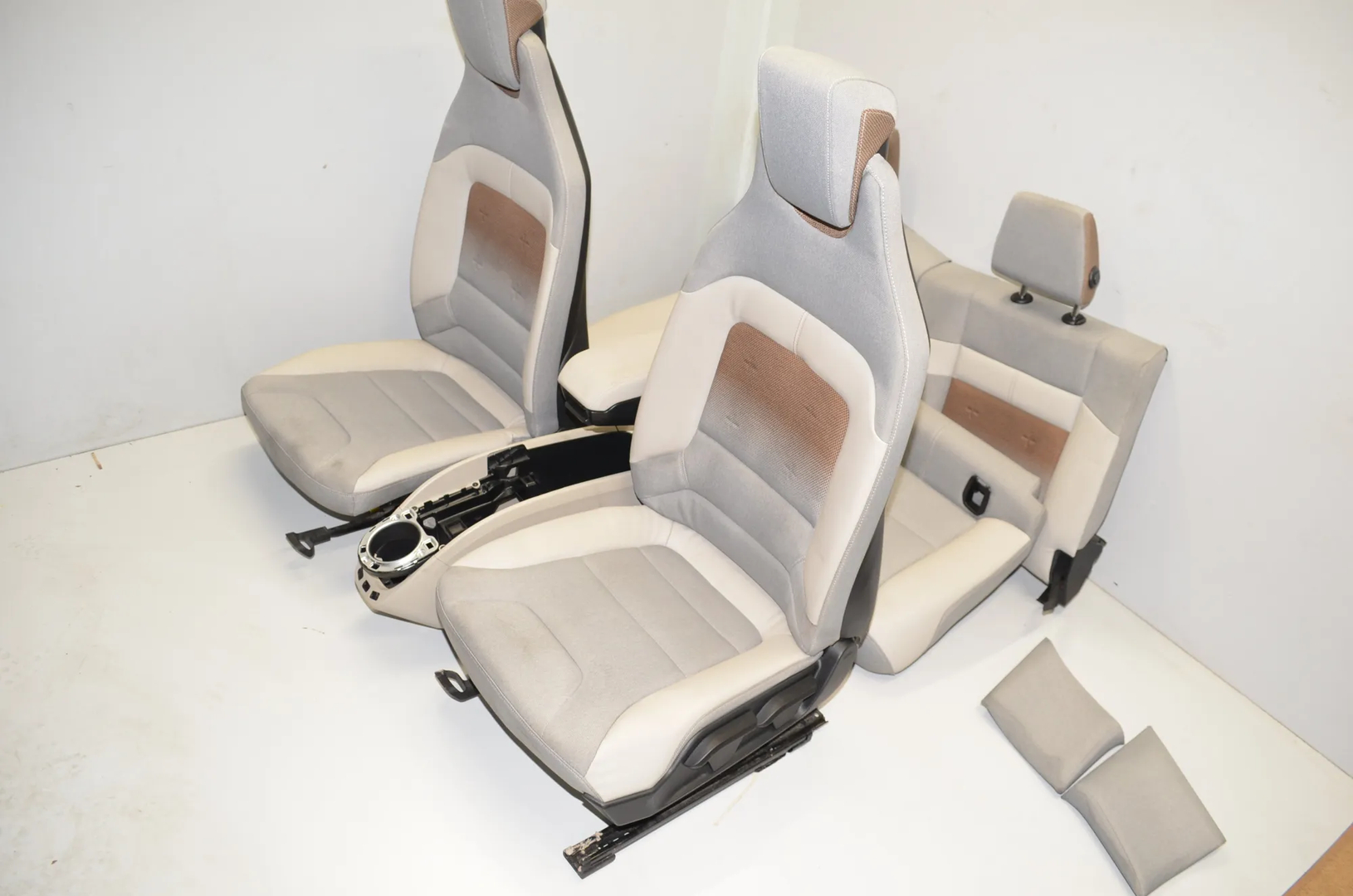 Seat set · BMW I3 i3 (I01) (2013 - 2021) Hybrid (2014 -, 0.6 L, 125 kW) 2019 – 3