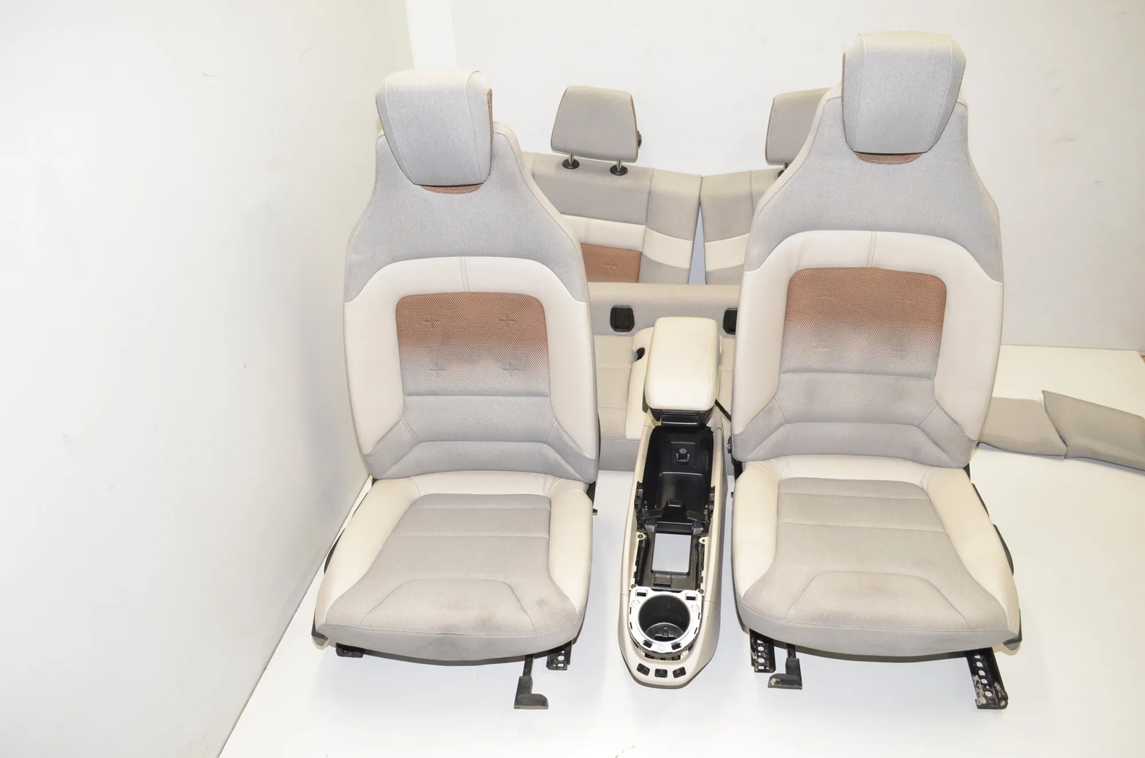 Seat set · BMW I3 i3 (I01) (2013 - 2021) Hybrid (2014 -, 0.6 L, 125 kW) 2019 – 2