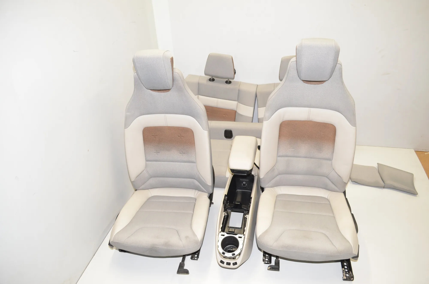 Seat set · BMW I3 i3 (I01) (2013 - 2021) Hybrid (2014 -, 0.6 L, 125 kW) 2019