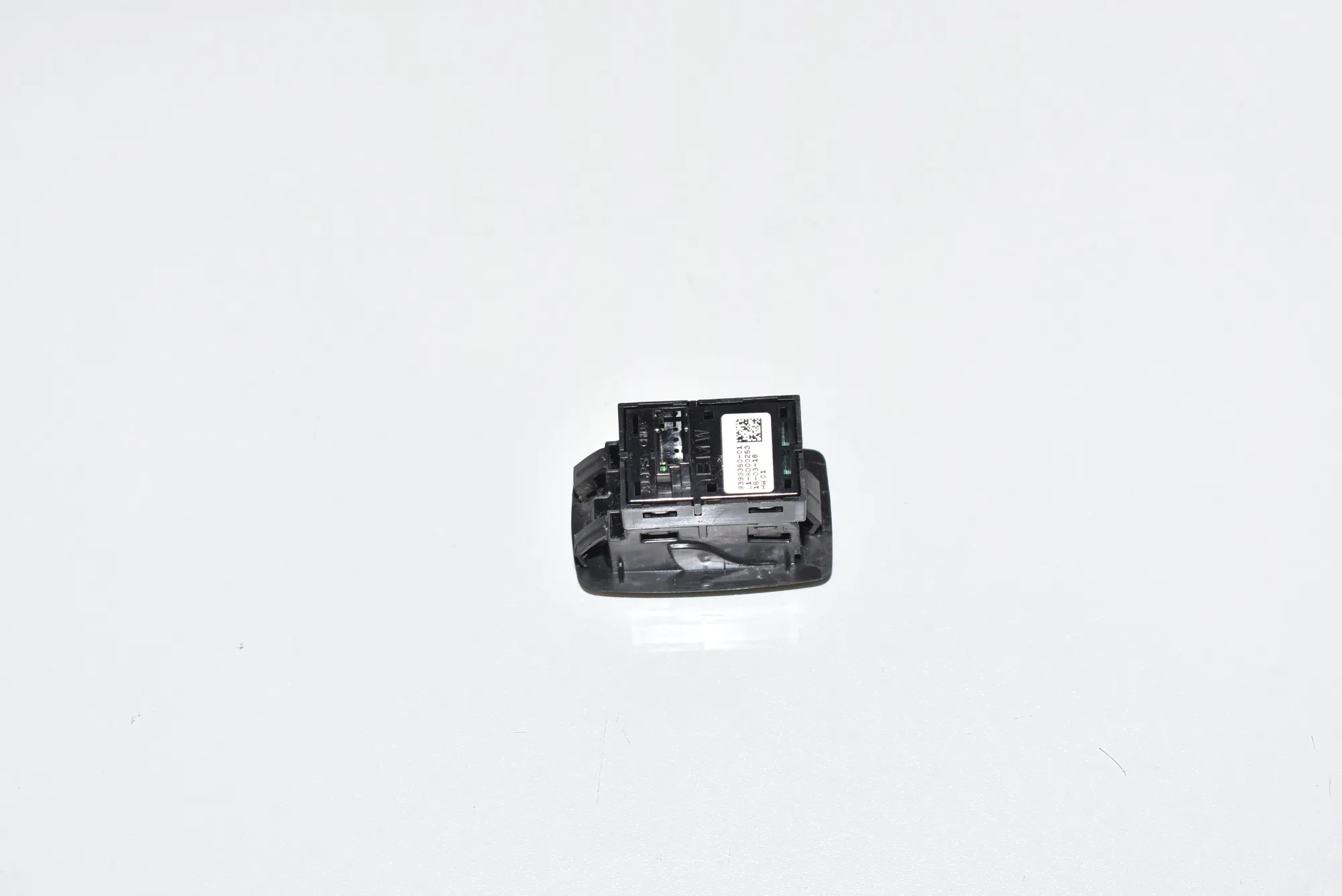 Switches – OEM 9393350 · BMW 6 Gran Turismo (G32) (2017 - -) 640 i 2018 – 3