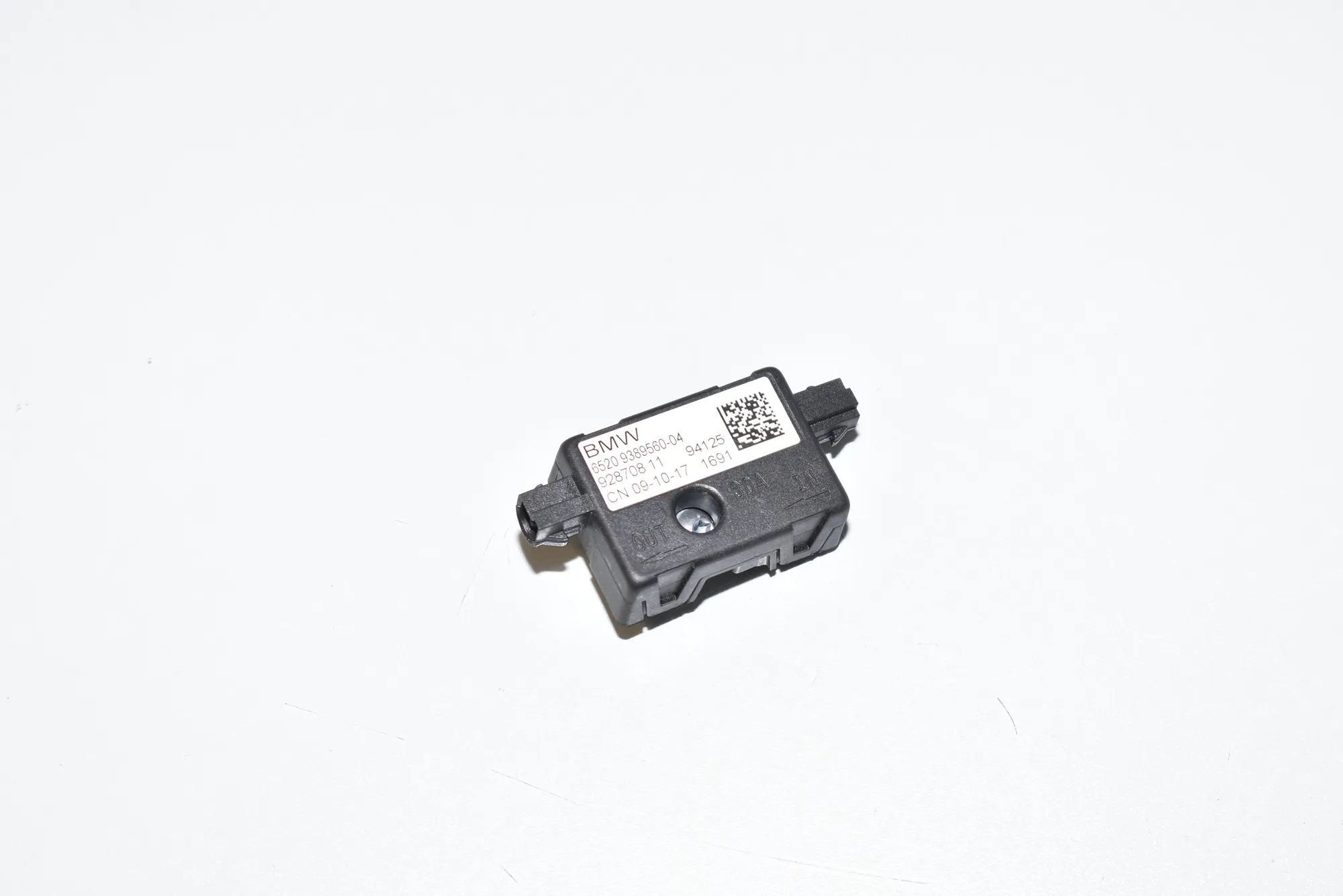 Antenna Amplifier – OEM 9389560 · BMW 6 Gran Turismo (G32) (2017 - -) 640 i 2018 – 2