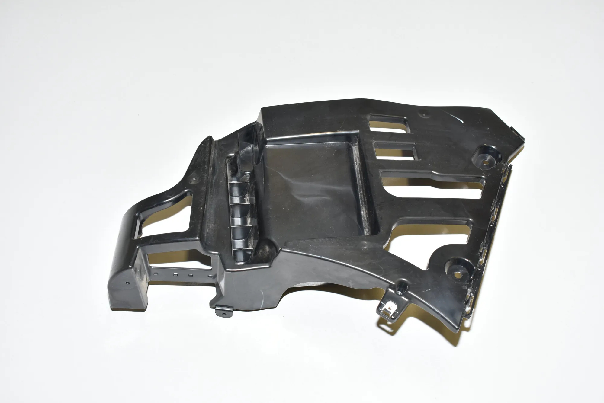 Rear Right Bumper Bracket – OEM 51127294722 · BMW X5 (F15, F85) M 50 d 2015 – 2