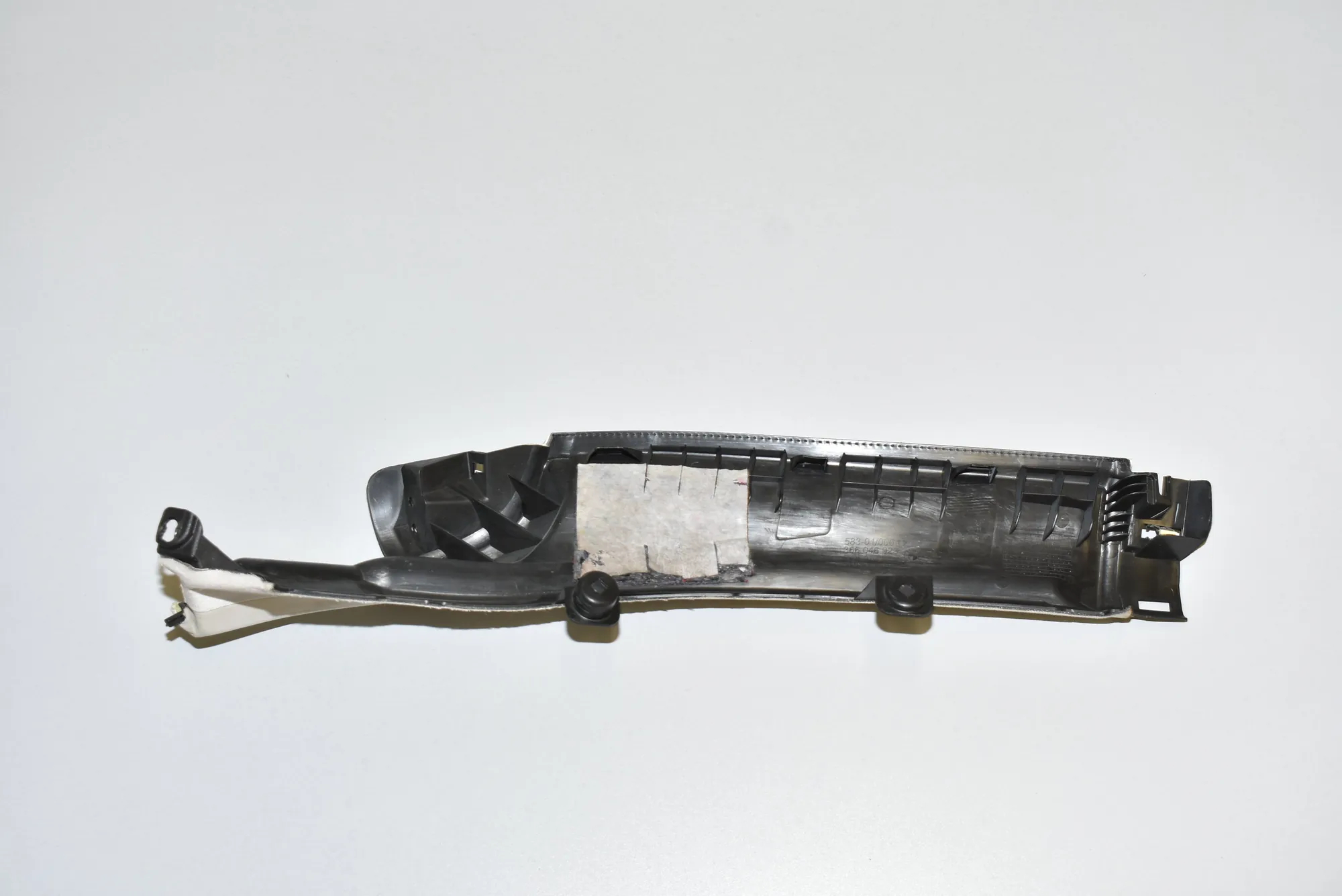 Seat Cover Trim – OEM 52207411642 · BMW 7 (G11, G12) BMW 7 (G11, G12) 745 Le Plug-in-Hybrid xDrive 2020 – 4