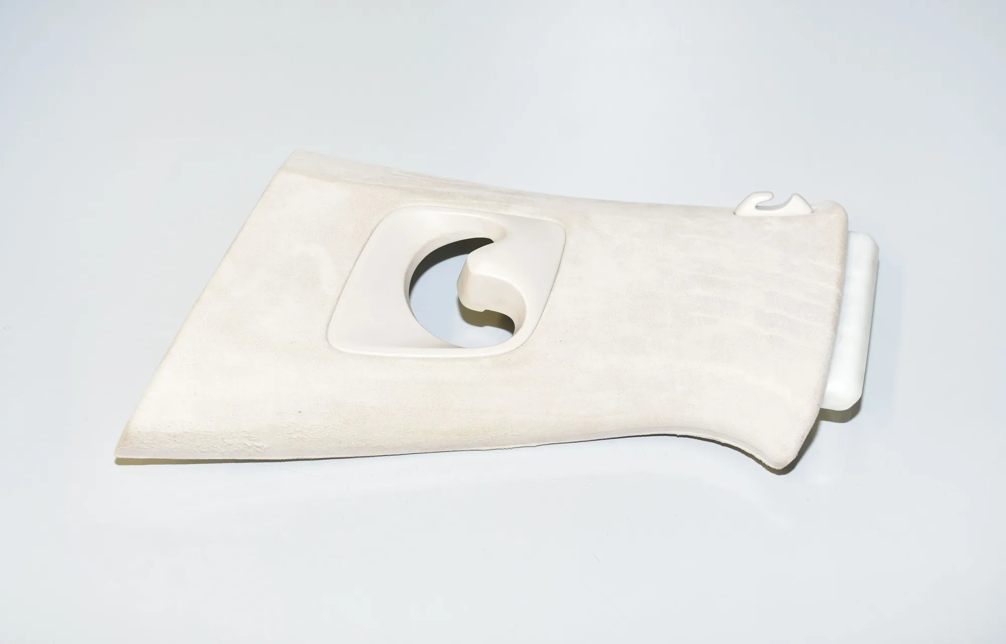 Left Side B Pillar Trim – OEM 7355329 · BMW 7 (G11, G12) BMW 7 (G11, G12) 745 Le Plug-in-Hybrid xDrive 2020 – 2