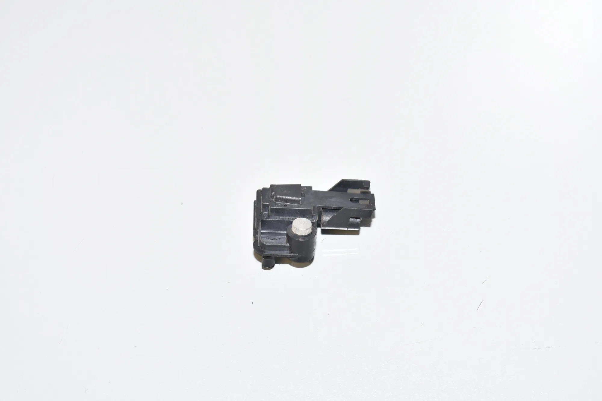 Right Side Impact Sensor – OEM 65779159311 · BMW 5 Gran Turismo (F07) 530 d 2010