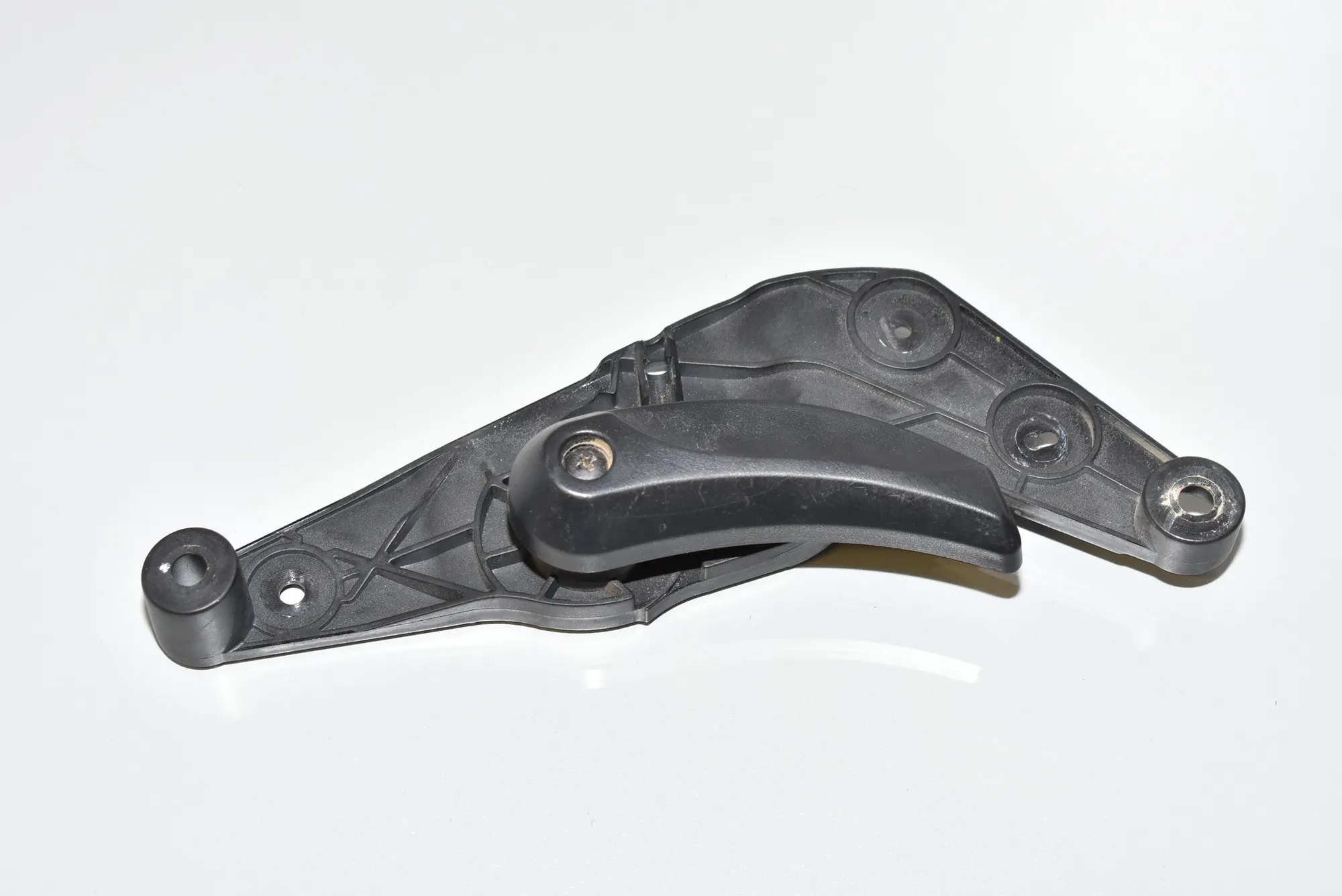Bonnet Release Handle – OEM 51239114002 · BMW 5 Gran Turismo (F07) 530 d 2010