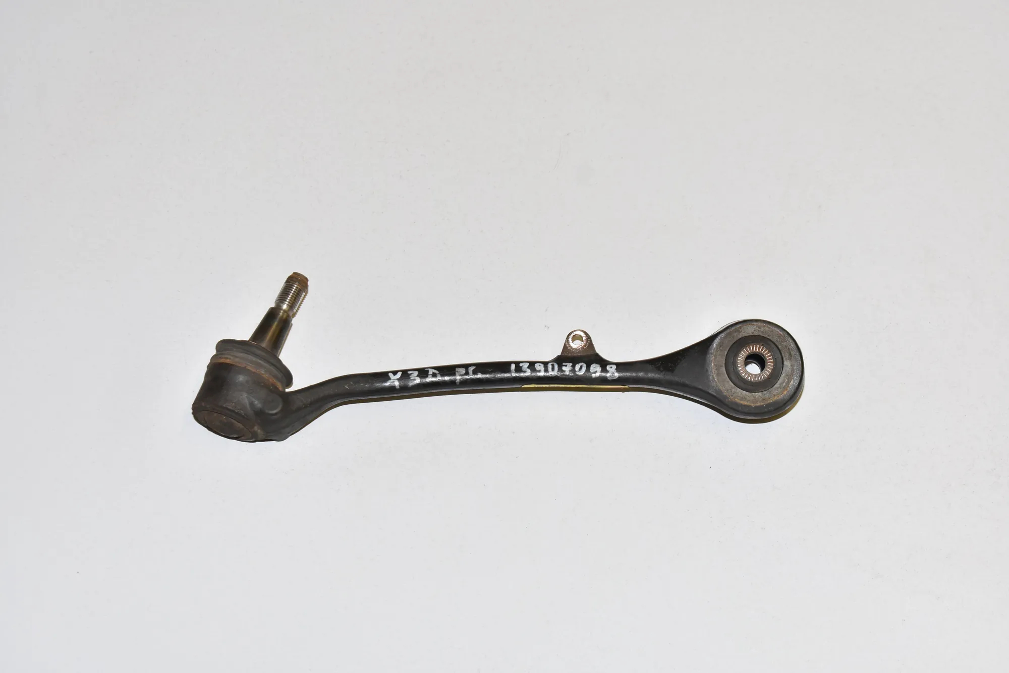 Front Right Lower Control Arm – OEM 31122229522 · BMW X3 (E83) 3.0 i xDrive 2004
