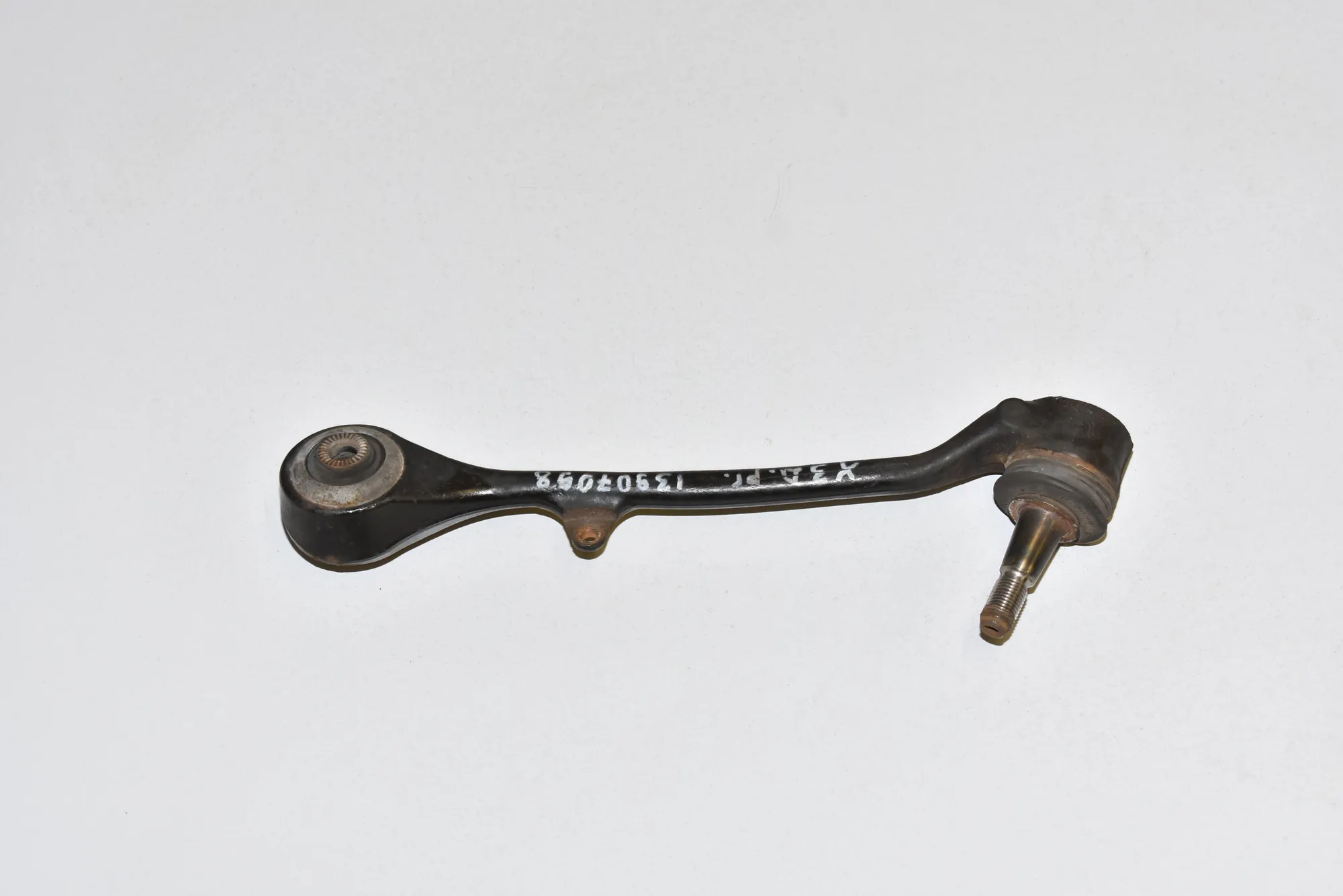 Front Right Lower Control Arm – OEM 31122229522 · BMW X3 (E83) 3.0 i xDrive 2004 – 4