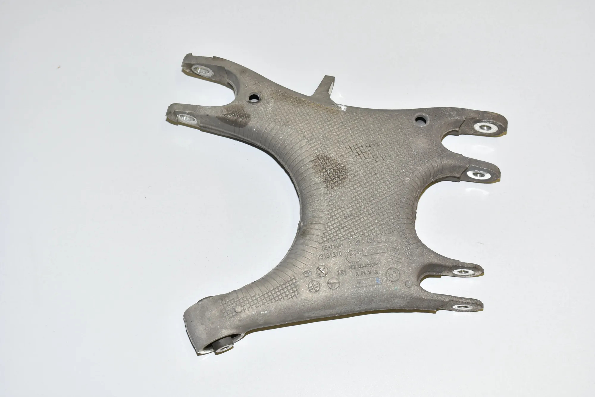 Rear Right Lower Control Arm – OEM 33322284134 · BMW 6 Coupe (F13) M6 2015 – 3