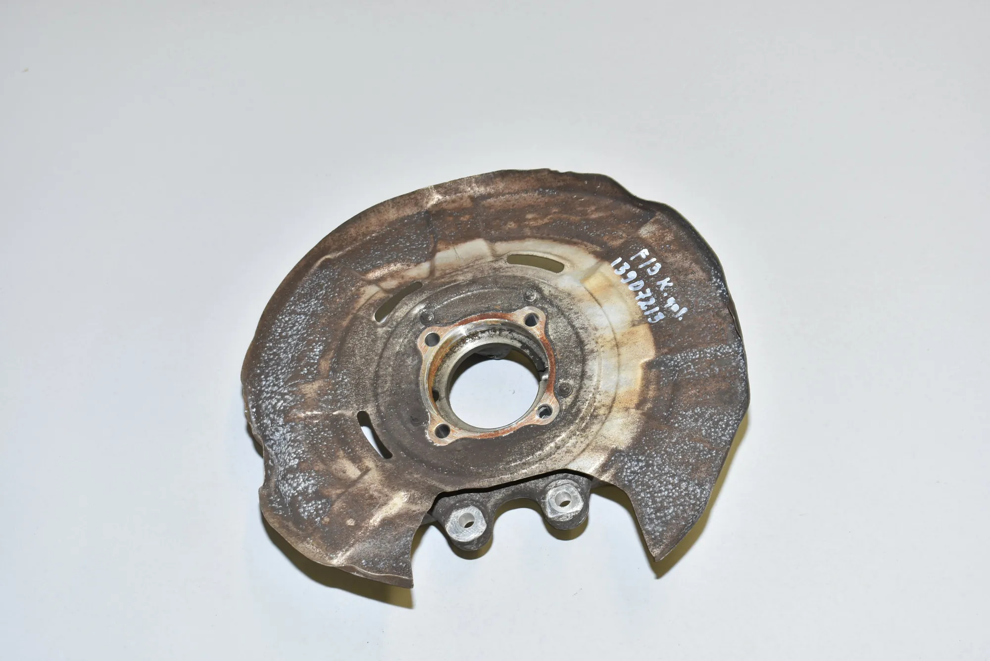 Rear Left Wheel Hub Spindle – OEM 33322284145 · BMW 6 Coupe (F13) M6 2015 – 2