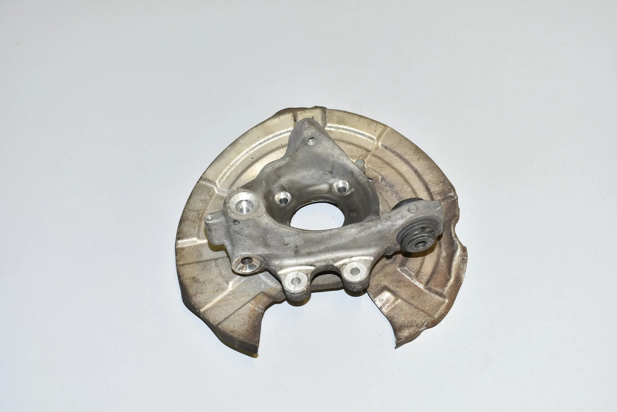 Rear Left Wheel Hub Spindle – OEM 33322284145 · BMW 6 Coupe (F13) M6 2015 – 5