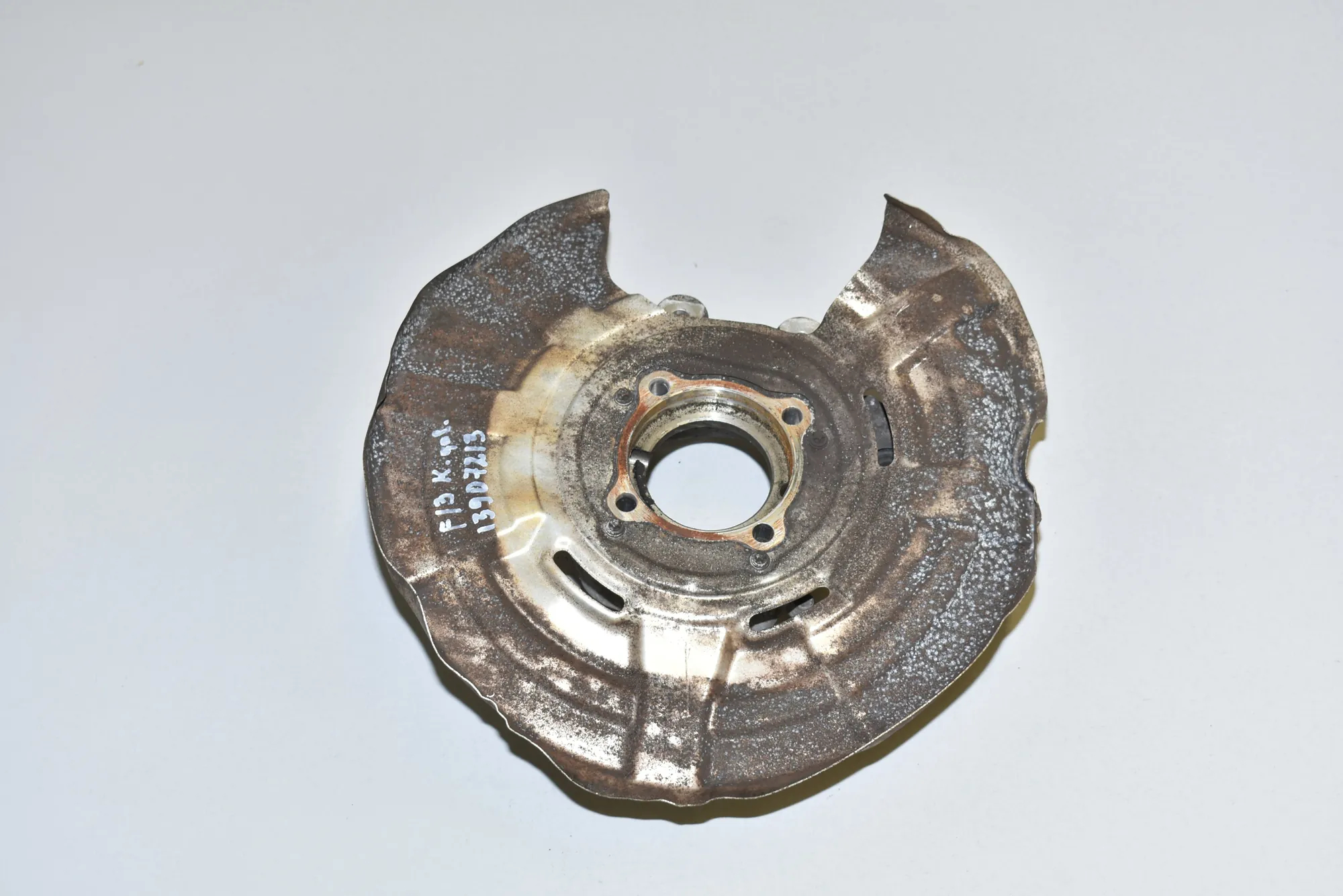 Rear Left Wheel Hub Spindle – OEM 33322284145 · BMW 6 Coupe (F13) M6 2015