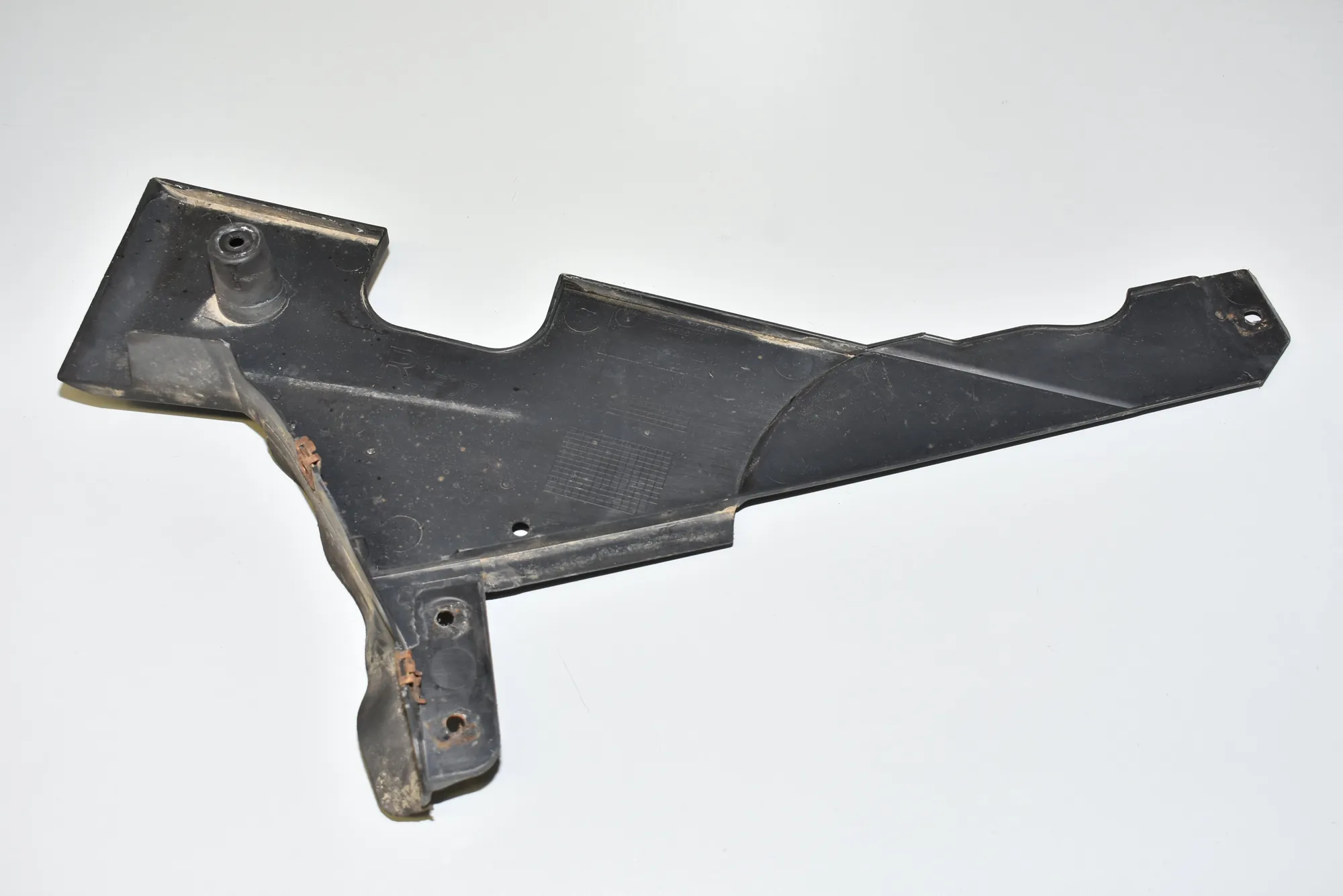 Other Body Parts – OEM 51757193490 · BMW 5 Gran Turismo (F07) 530 d 2010