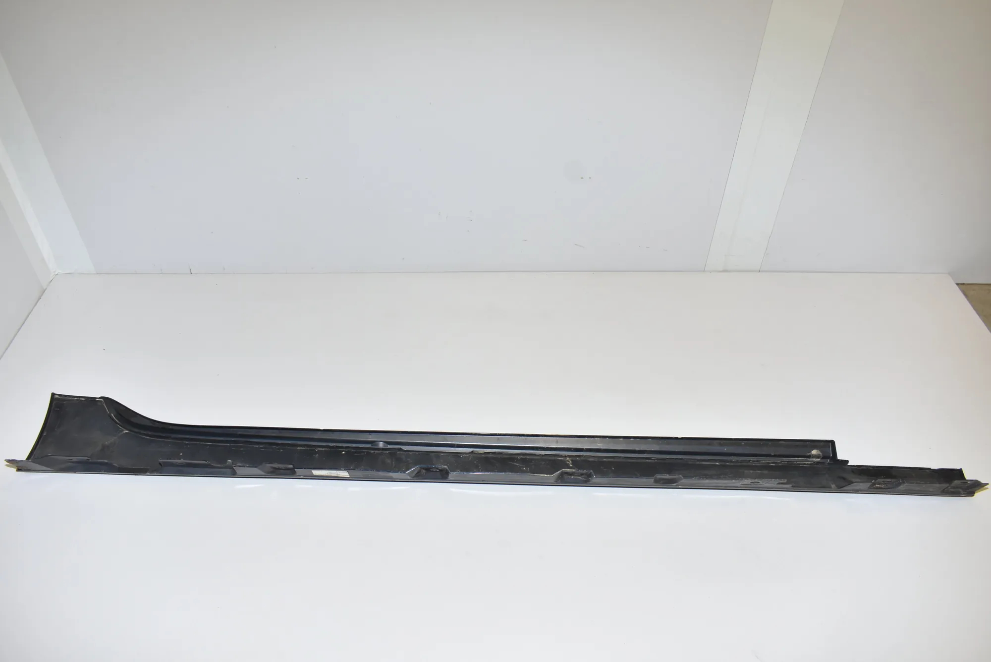 Left Side Sideskirt – OEM 51177233365 · BMW 5 Gran Turismo (F07) 530 d 2010 – 4