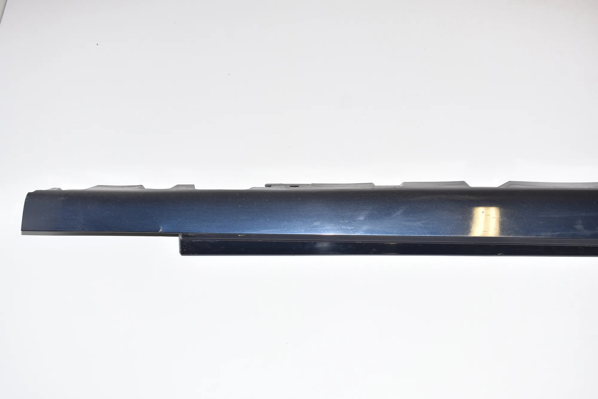 Right Side Sideskirt – OEM 51777201252 · BMW 5 Gran Turismo (F07) 530 d 2010 – 3