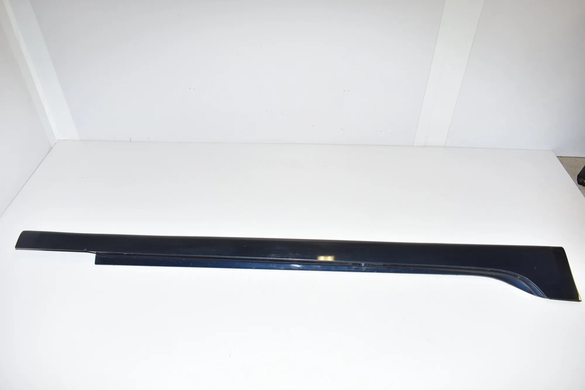 Right Side Sideskirt – OEM 51777201252 · BMW 5 Gran Turismo (F07) 530 d 2010