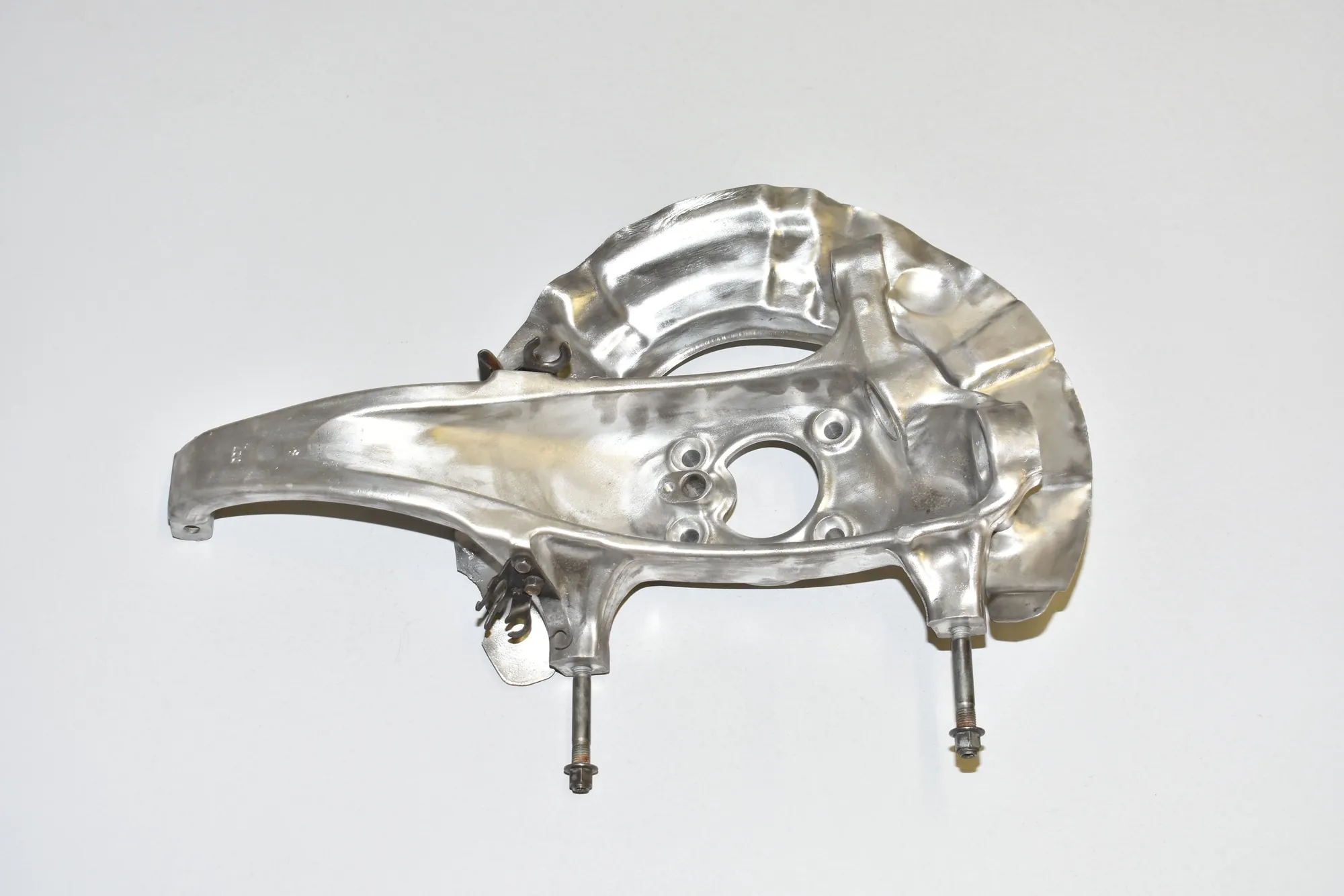 Front Right Wheel Hub – OEM 34112284431 · BMW 6 Coupe (F13) M6 2015 – 3