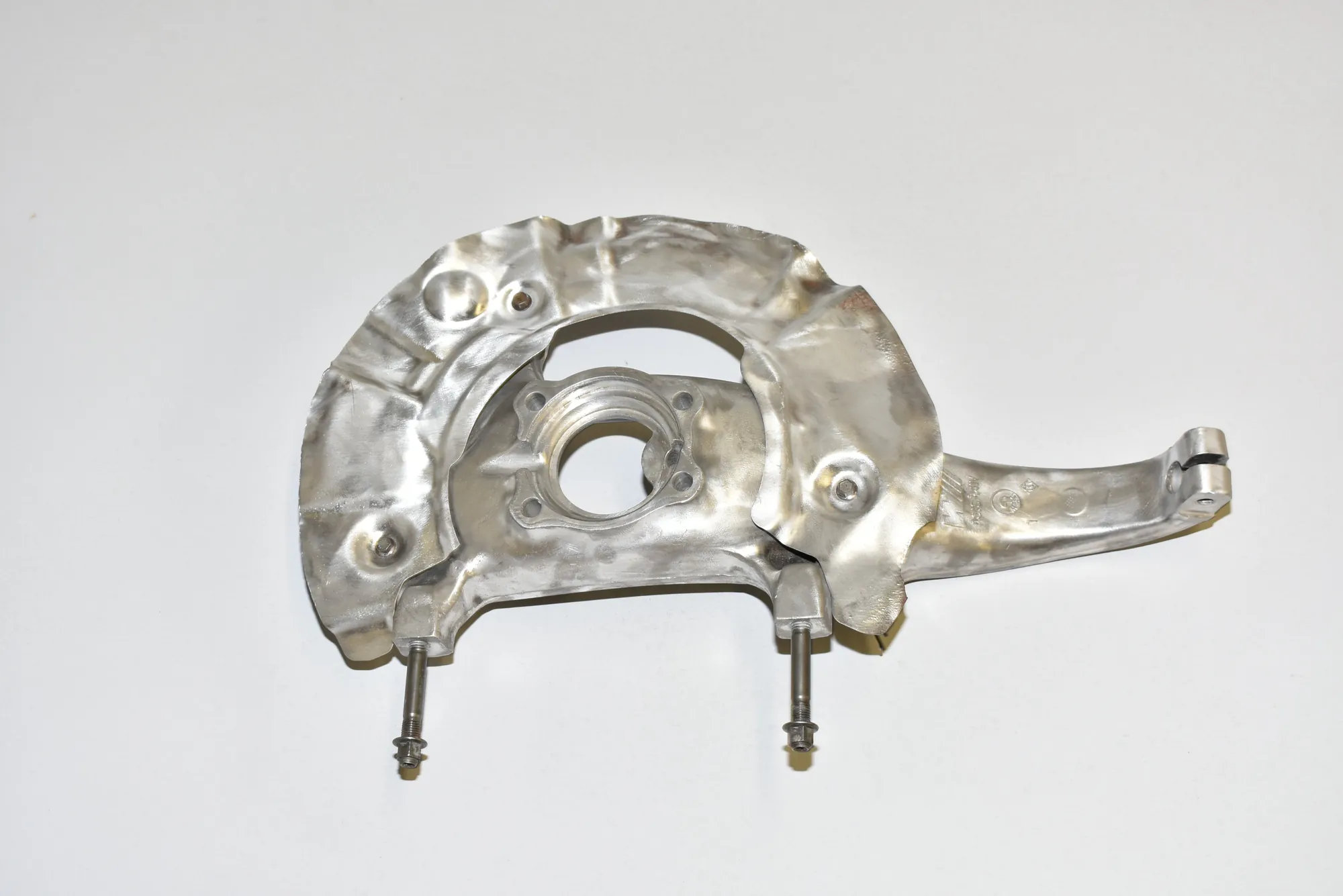 Front Right Wheel Hub – OEM 34112284431 · BMW 6 Coupe (F13) M6 2015