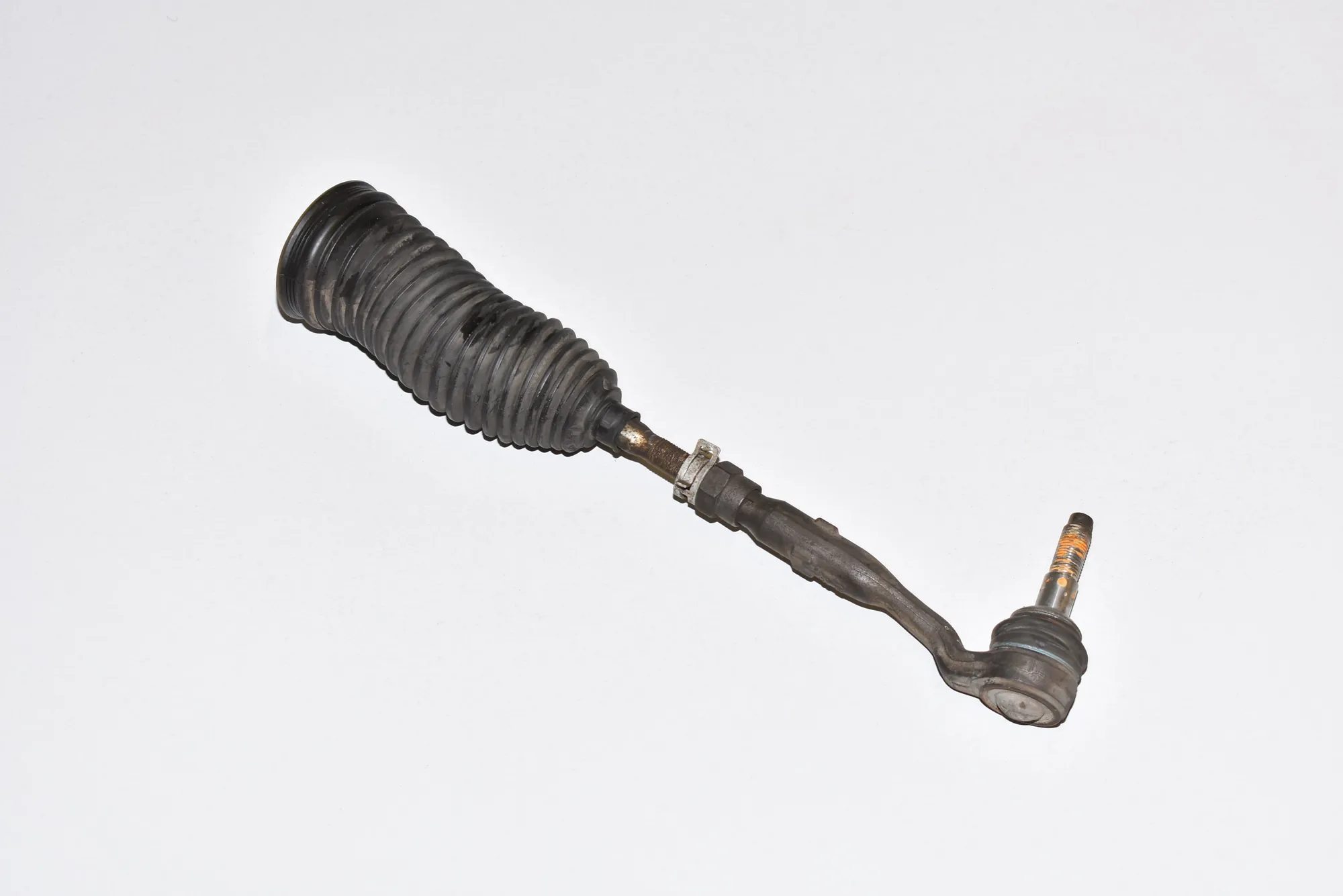 Left Side Steering Tie Rod – OEM 32106784716 · BMW 5 Gran Turismo (F07) 530 d 2010 – 4