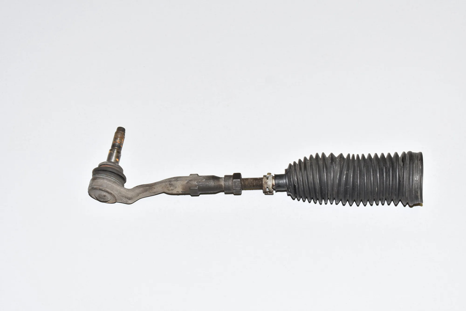 Right Side Steering Tie Rod – OEM 32106784719 · BMW 5 Gran Turismo (F07) 530 d 2010 – 3