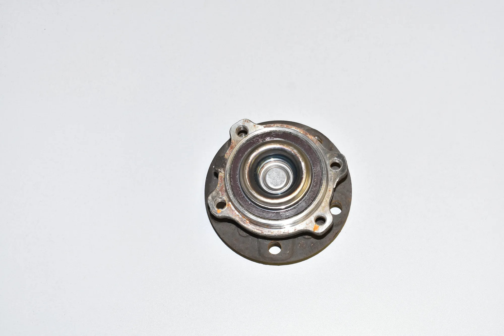 Front Left Wheel Bearing – OEM 31206872888 · BMW 5 Gran Turismo (F07) 530 d 2010 – 4