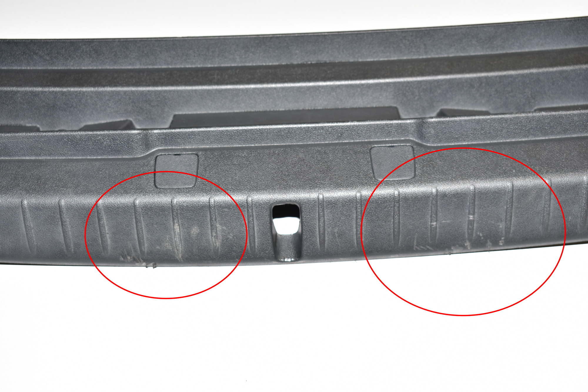 Tailgate Bootlid Trim – OEM 51477376660 · BMW 7 (G11, G12) BMW 7 (G11, G12) 745 Le Plug-in-Hybrid xDrive 2019 – 5