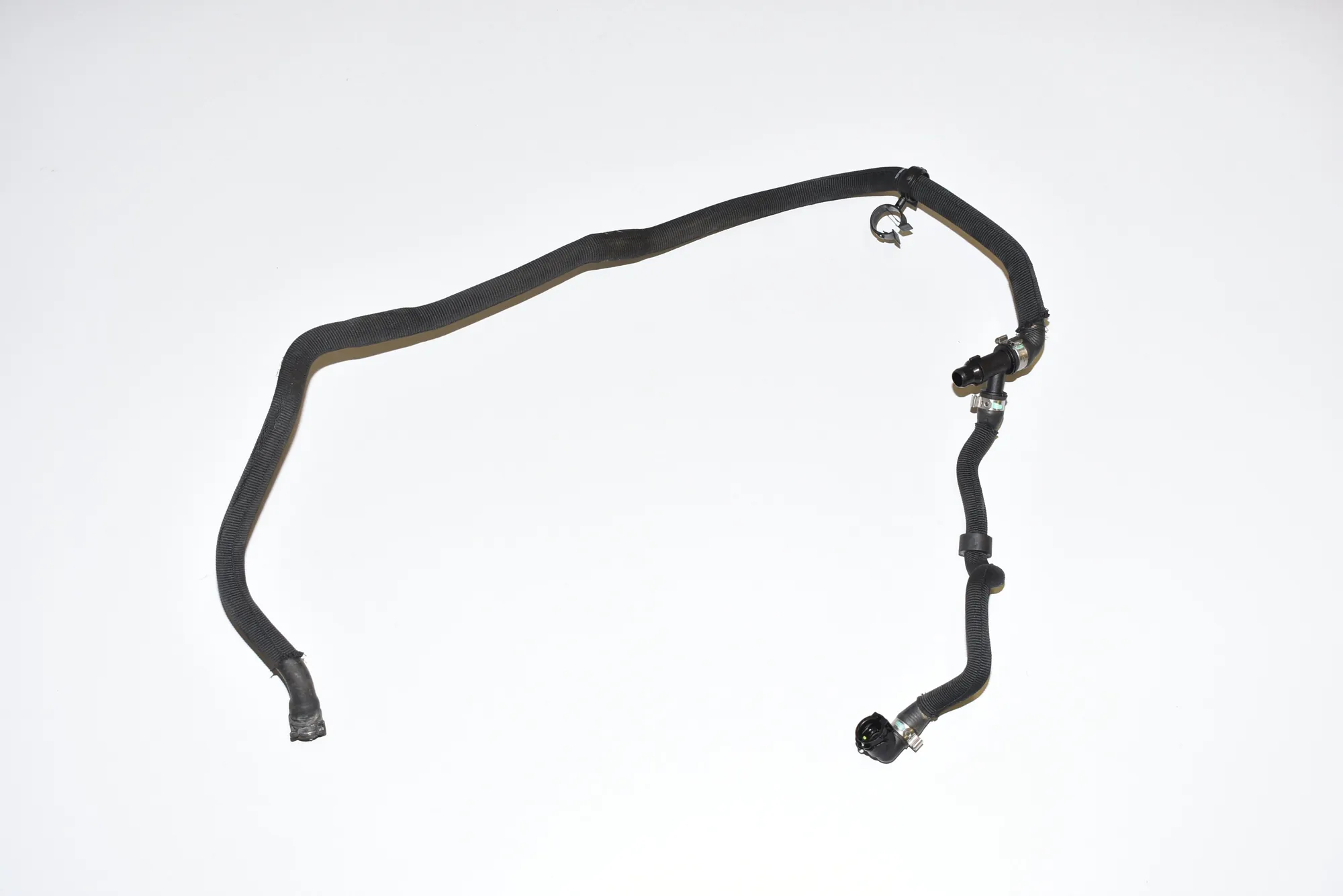 Coolant Hose Pipe – OEM 17128656446 · BMW i3 (I01) BMW i3 (I01) Electric 2019 – 4