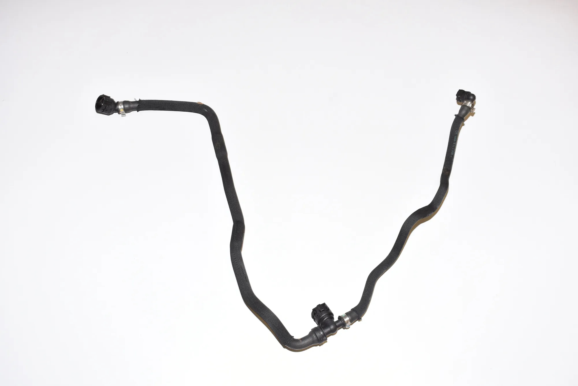 Coolant Hose Pipe – OEM 17128656445 · BMW i3 (I01) BMW i3 (I01) Electric 2019 – 3
