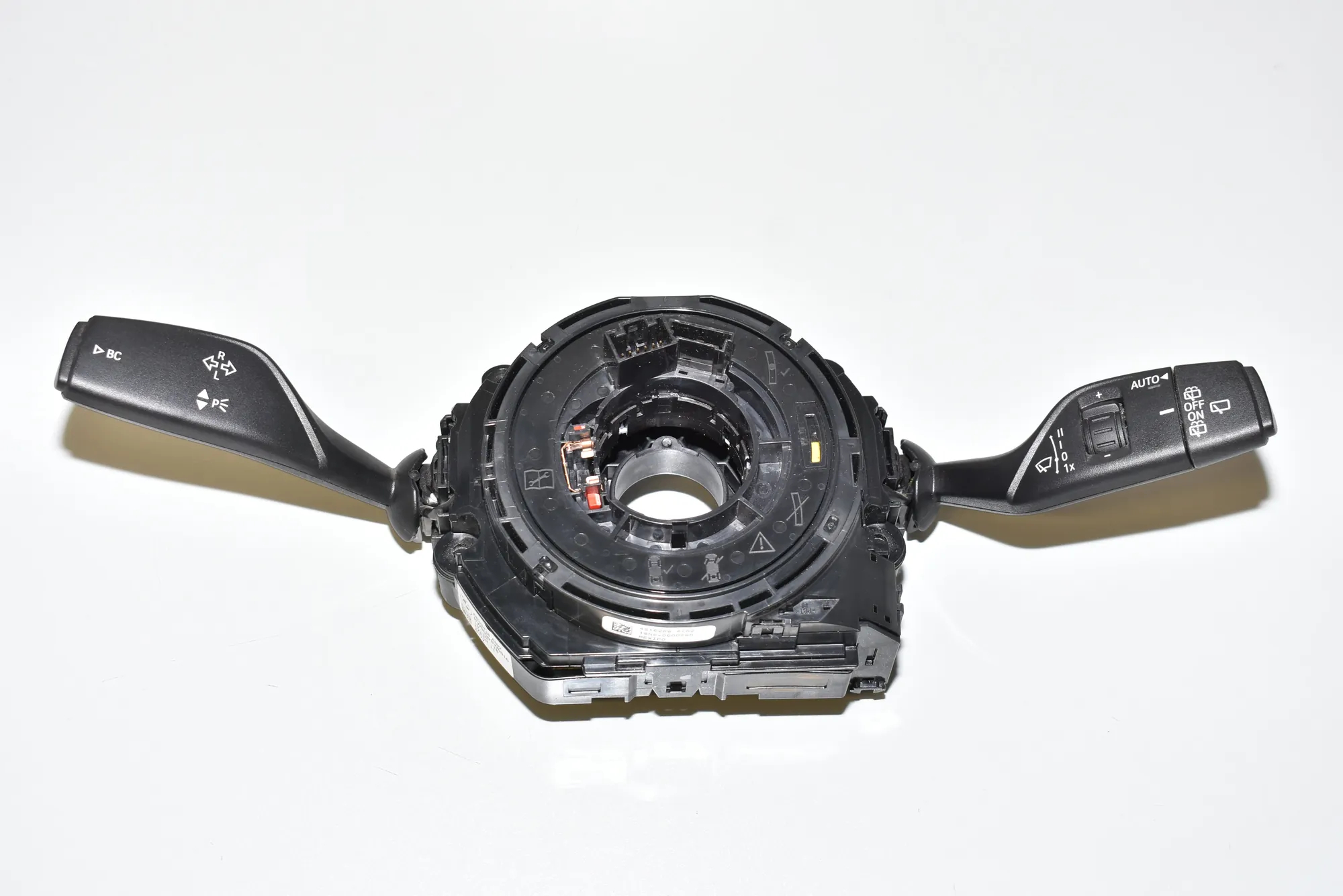 Indicator Wiper Stalk Switch – OEM 6833434 · BMW i3 (I01) BMW i3 (I01) Electric 2019