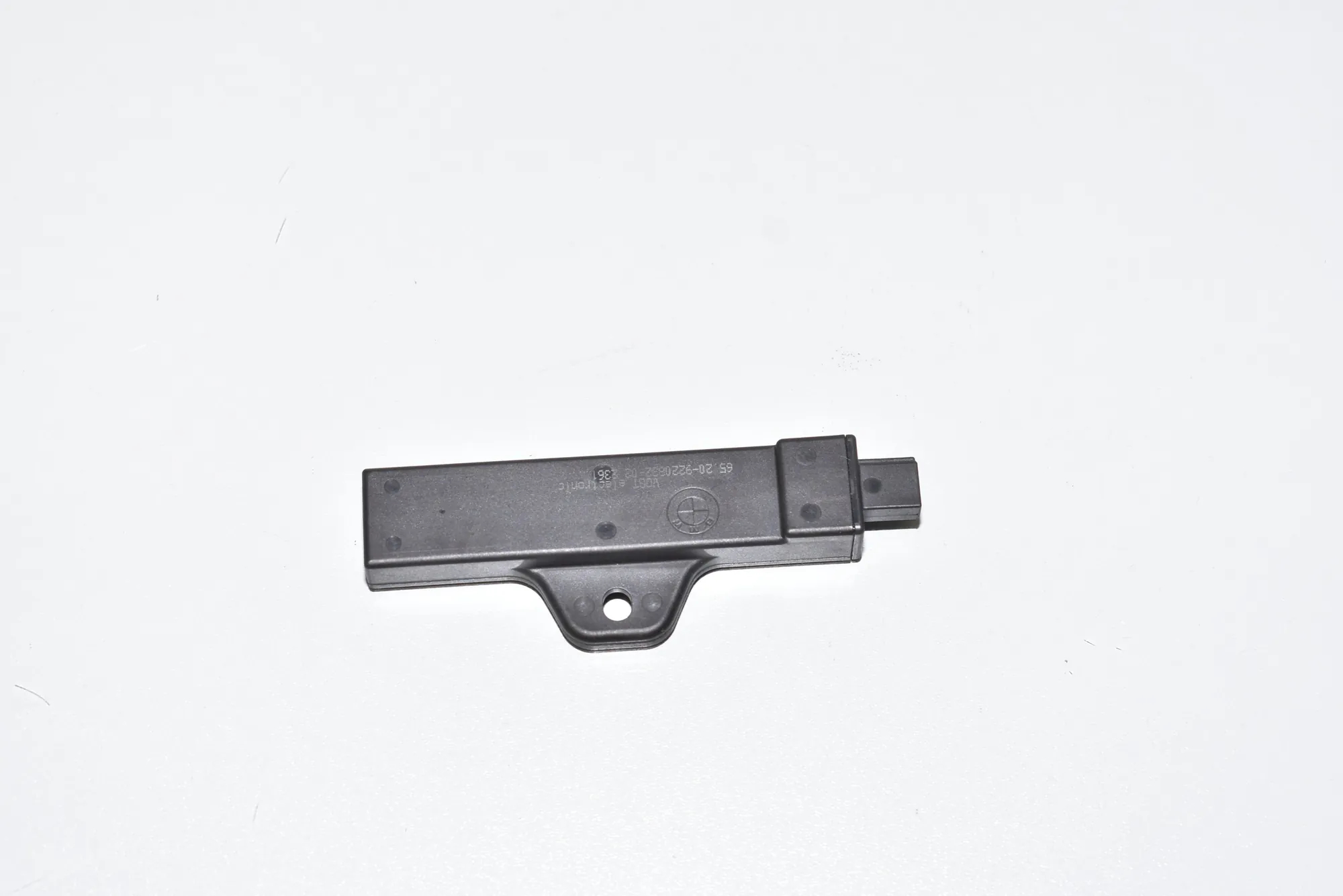 Antenna – OEM 9220832 · BMW 3 Touring (F31) 330 d xDrive 2016 – 2