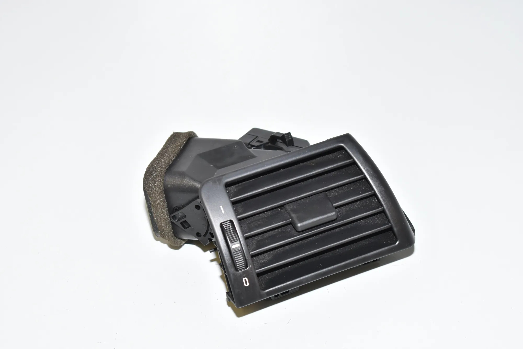 Dashboard Air Vents – OEM 64228361898 · BMW 3 (E46) 330 d 2001