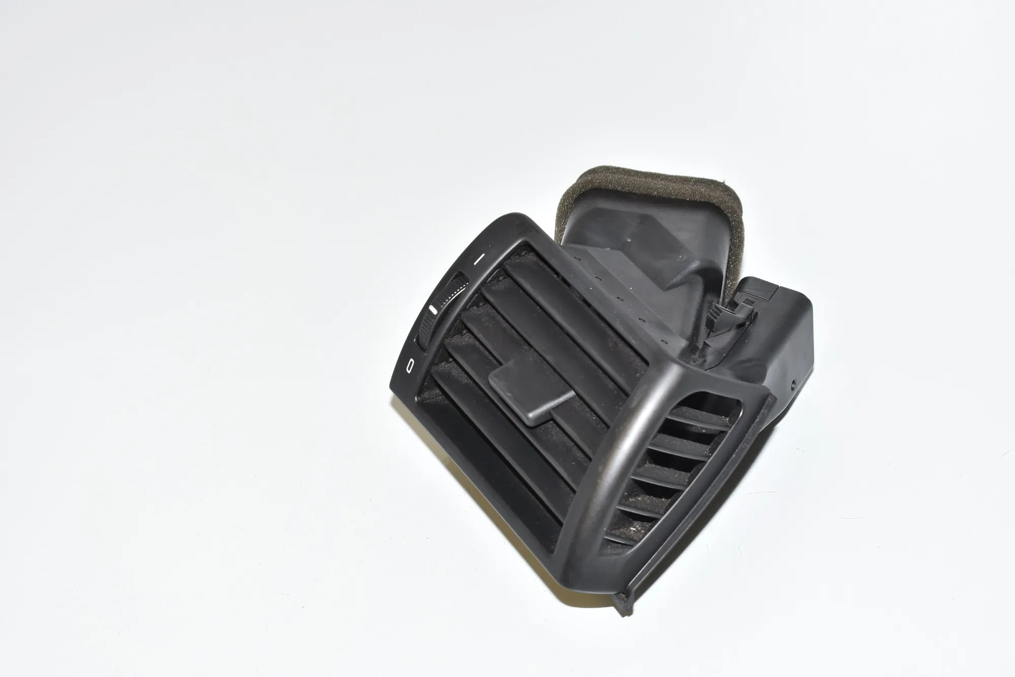 Dashboard Air Vents – OEM 64228361898 · BMW 3 (E46) 330 d 2001 – 2