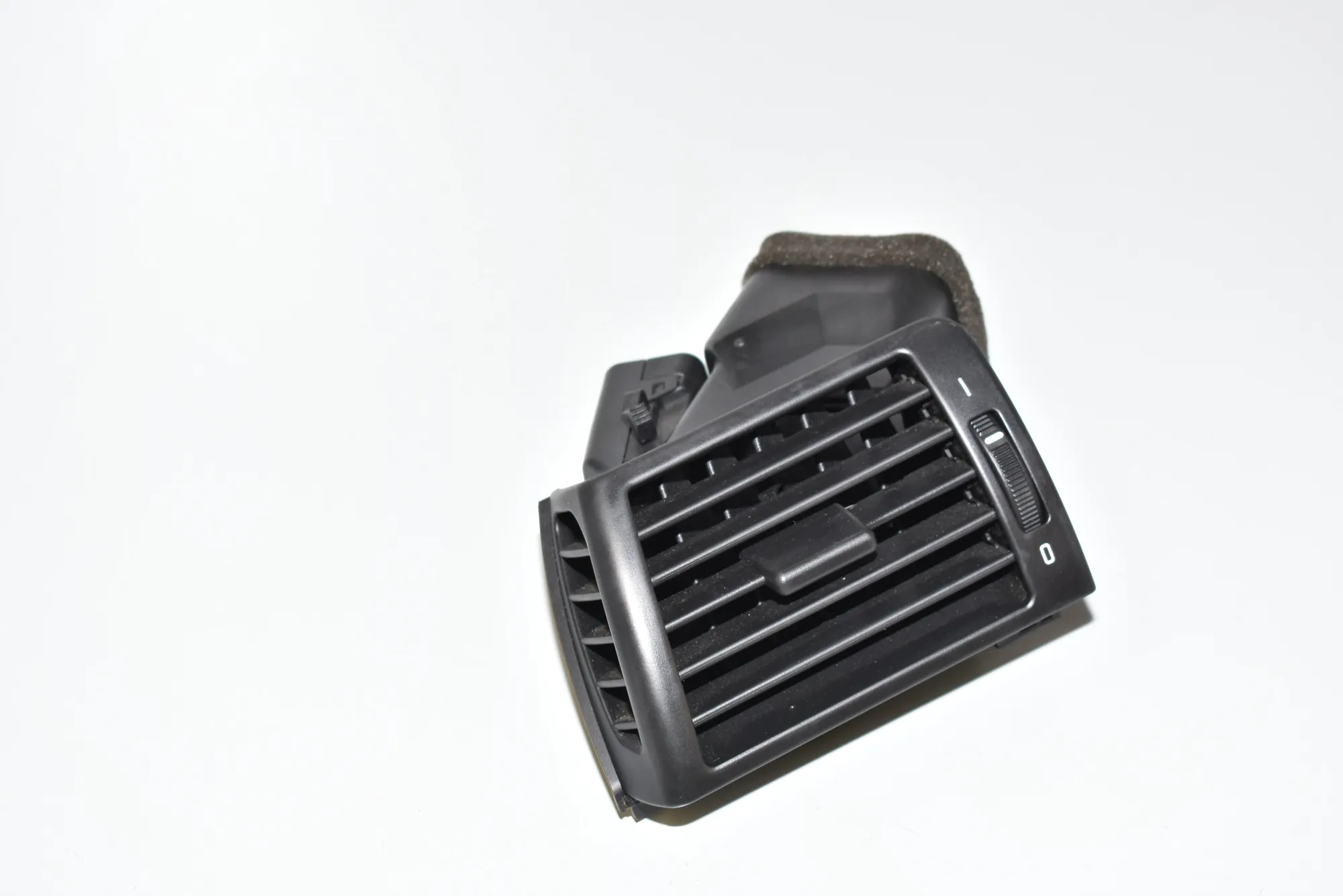 Dashboard Air Vents – OEM 64228361897 · BMW 3 (E46) 330 d 2001 – 2