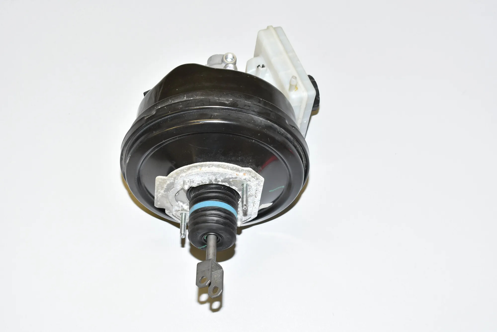 Brake Servo Booster – OEM 6857870 · BMW X3 (F25) xDrive 20 d 2013 – 2