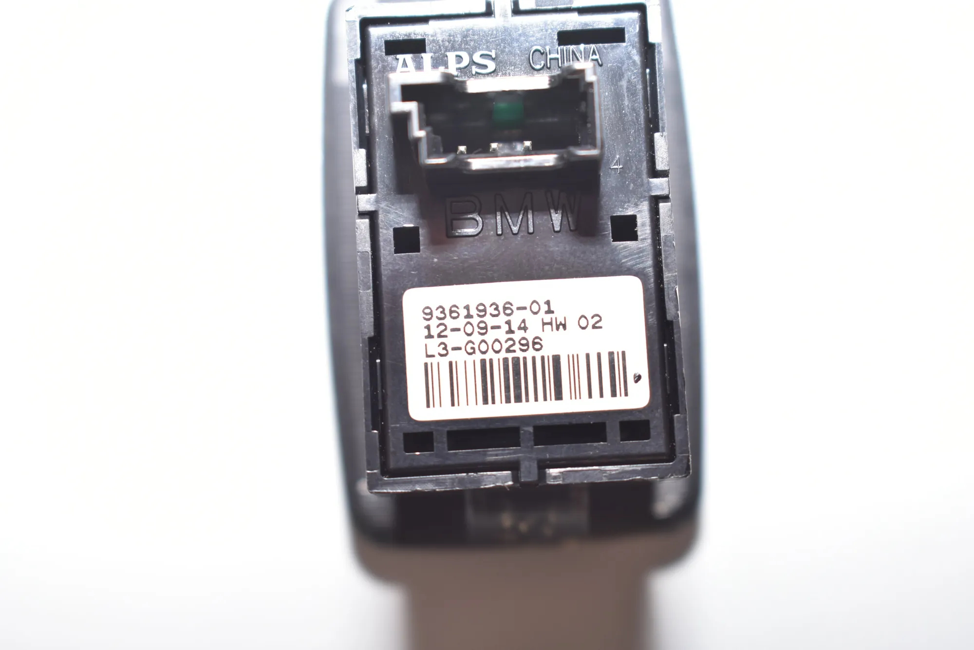 Front Right Door Window Switch – OEM 9361936 · BMW X3 (F25) xDrive 20 d 2013 – 5