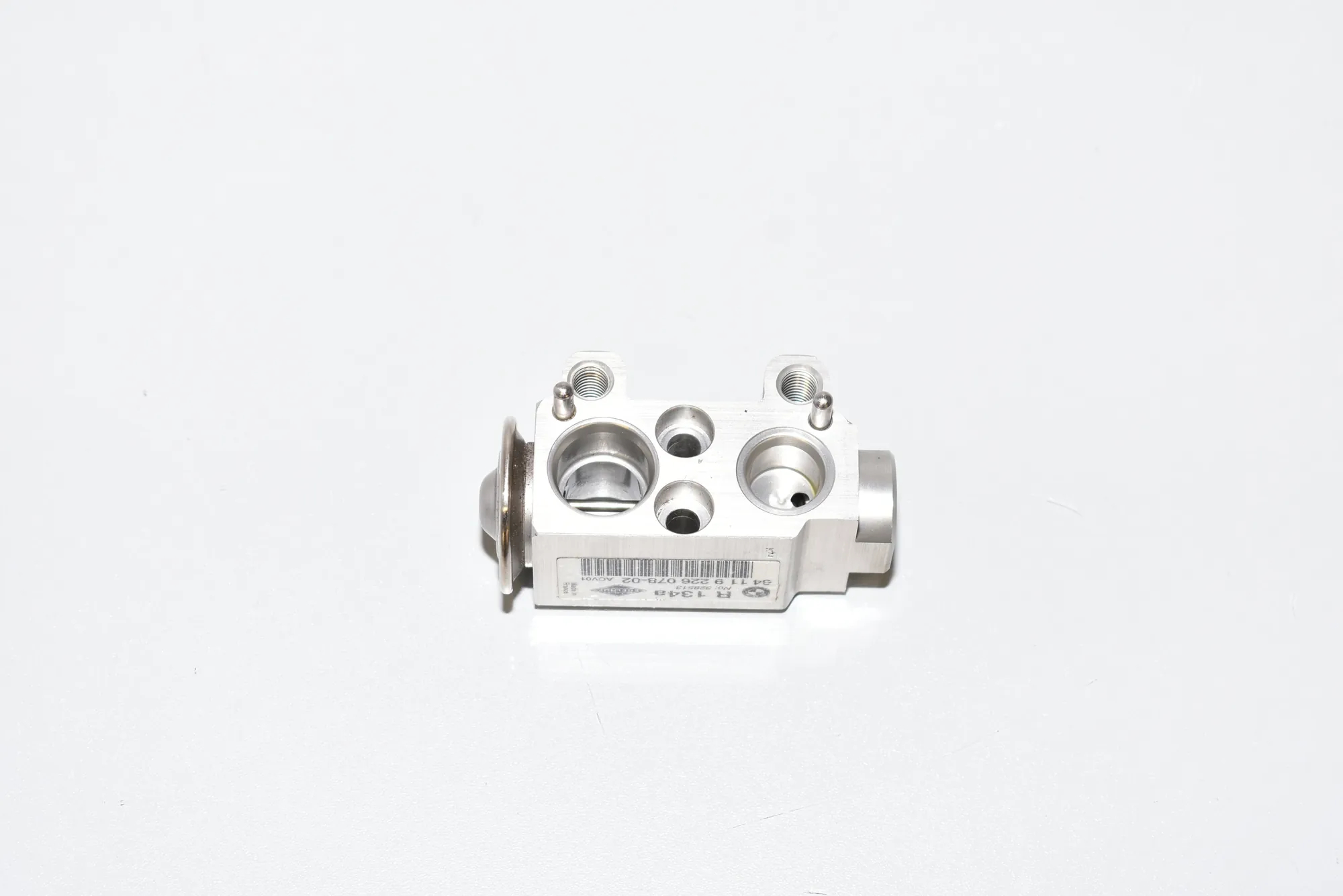 A/C Conditioner Expansion Valve – OEM 9226078 · BMW X3 (F25) xDrive 20 d 2013 – 2