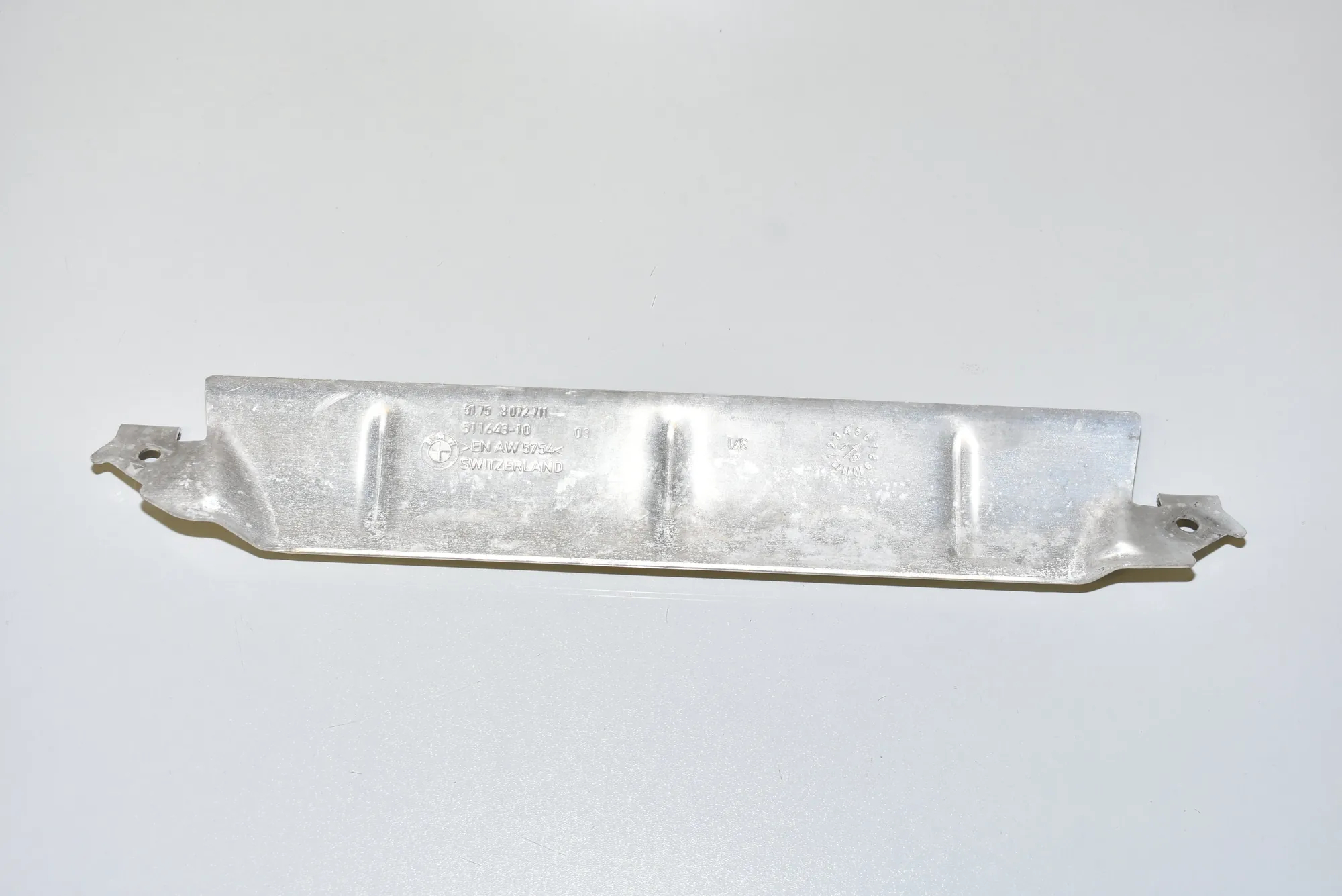 Other Body Parts – OEM 8072711 · BMW 7 (G11, G12) BMW 7 (G11, G12) 745 Le Plug-in-Hybrid xDrive 2020 – 2
