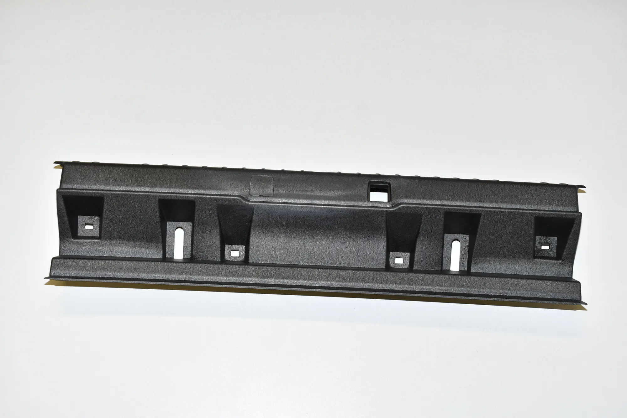 Trunk Boot Lock Trim – OEM 51477376660 · BMW 7 (G11, G12) BMW 7 (G11, G12) 745 Le Plug-in-Hybrid xDrive 2020 – 2