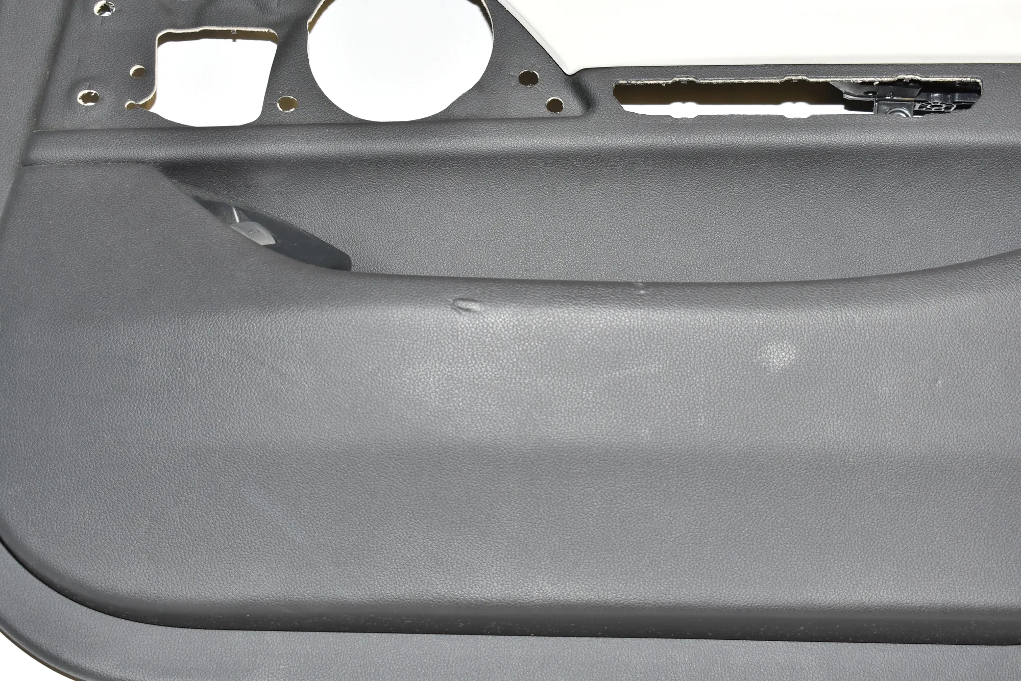 Front Right Door Panel – OEM 51417448488 · BMW 7 (G11, G12) BMW 7 (G11, G12) 745 Le Plug-in-Hybrid xDrive 2020 – 2